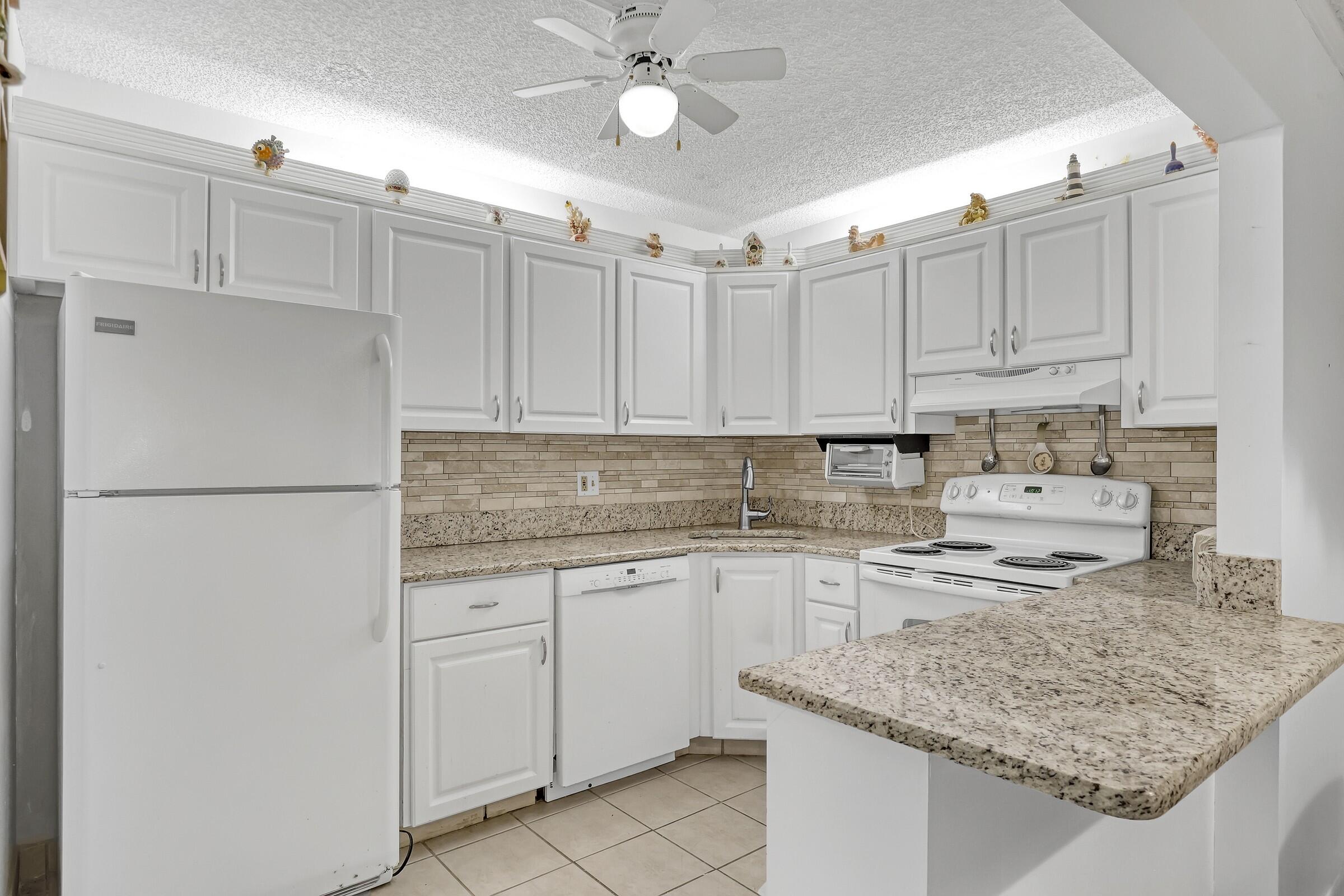 PINE RIDGE III CONDO - Residential