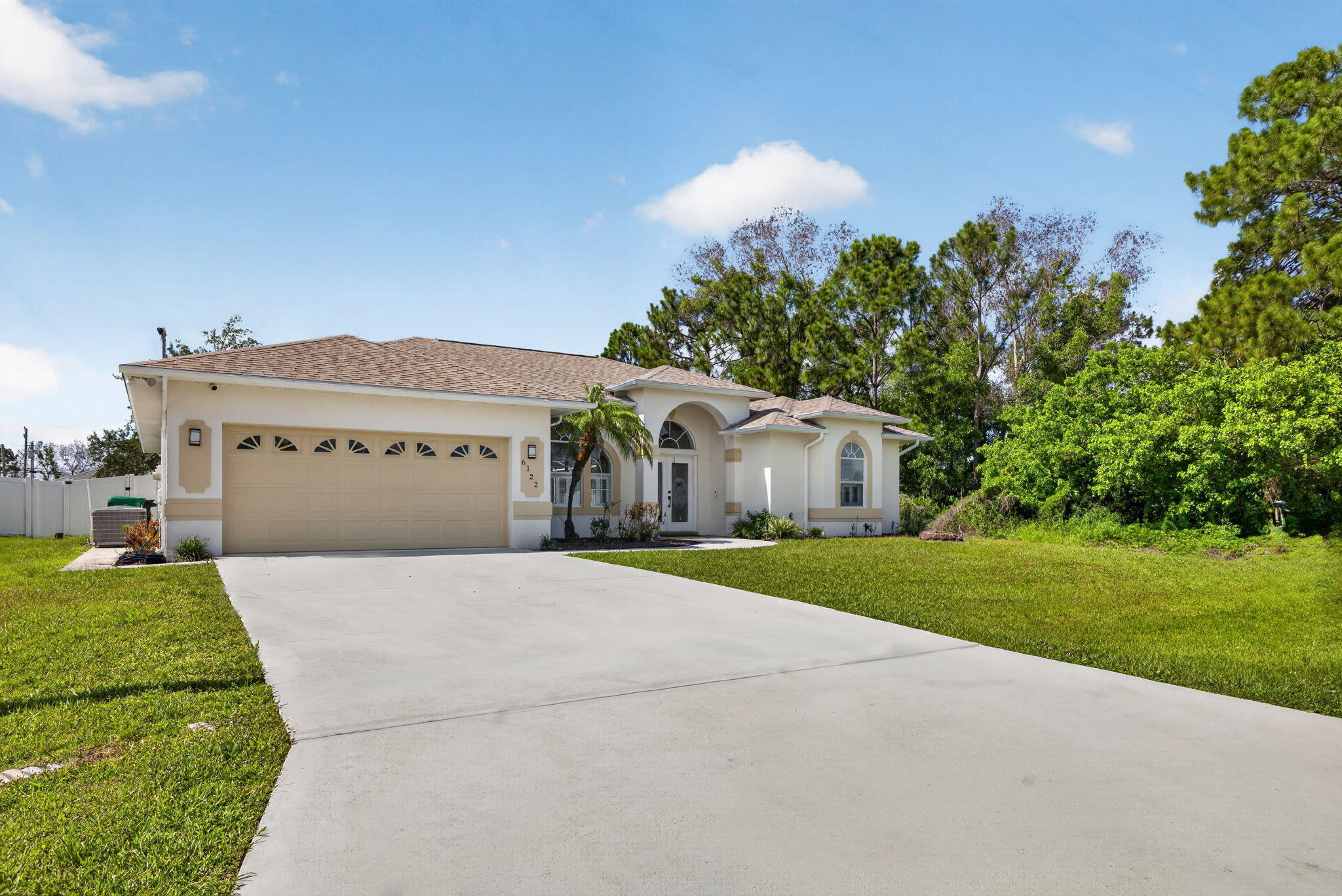 PORT ST LUCIE SECTION 44 - Residential