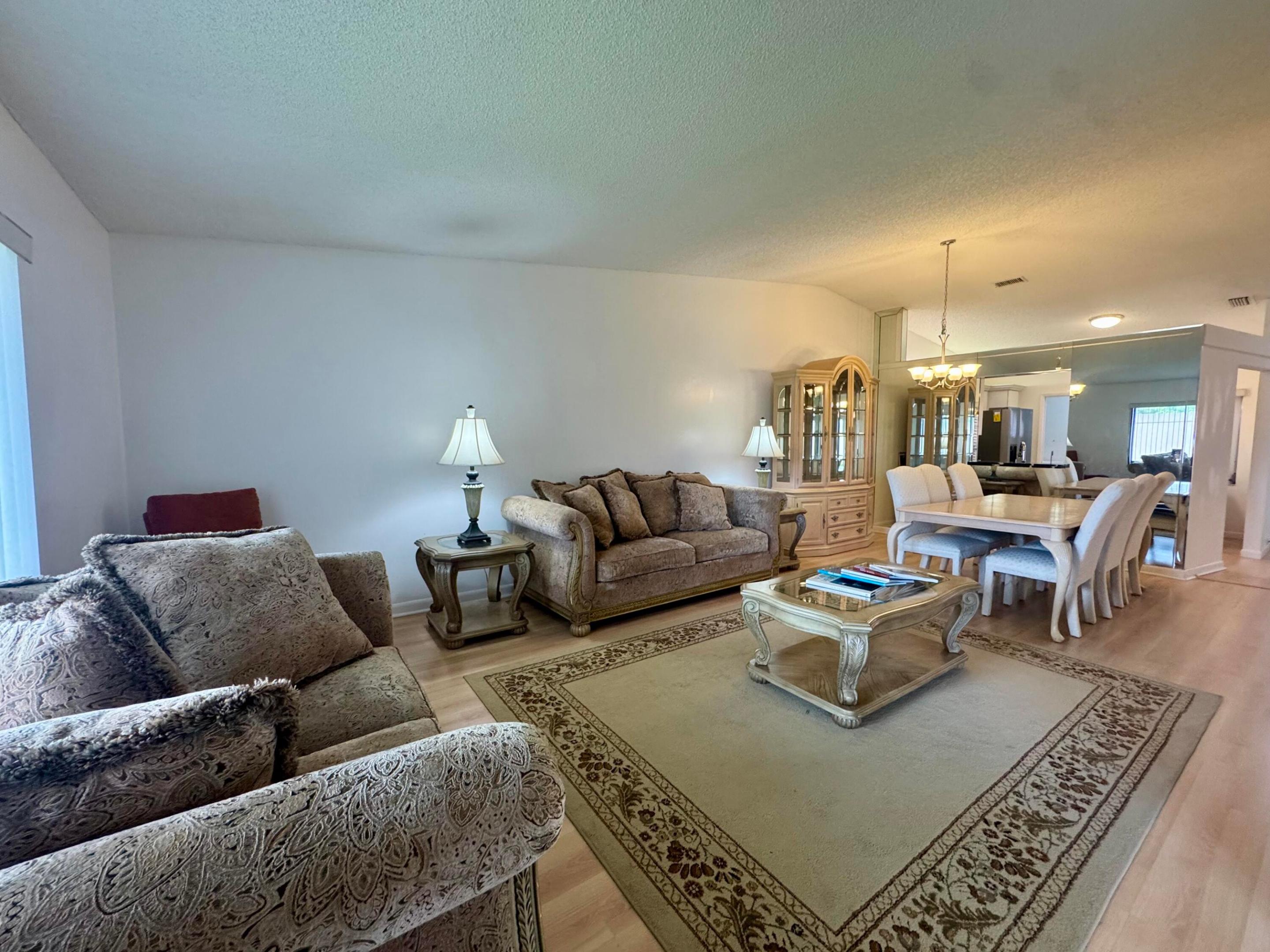 WHISPER WALK SEC C CONDO - Residential