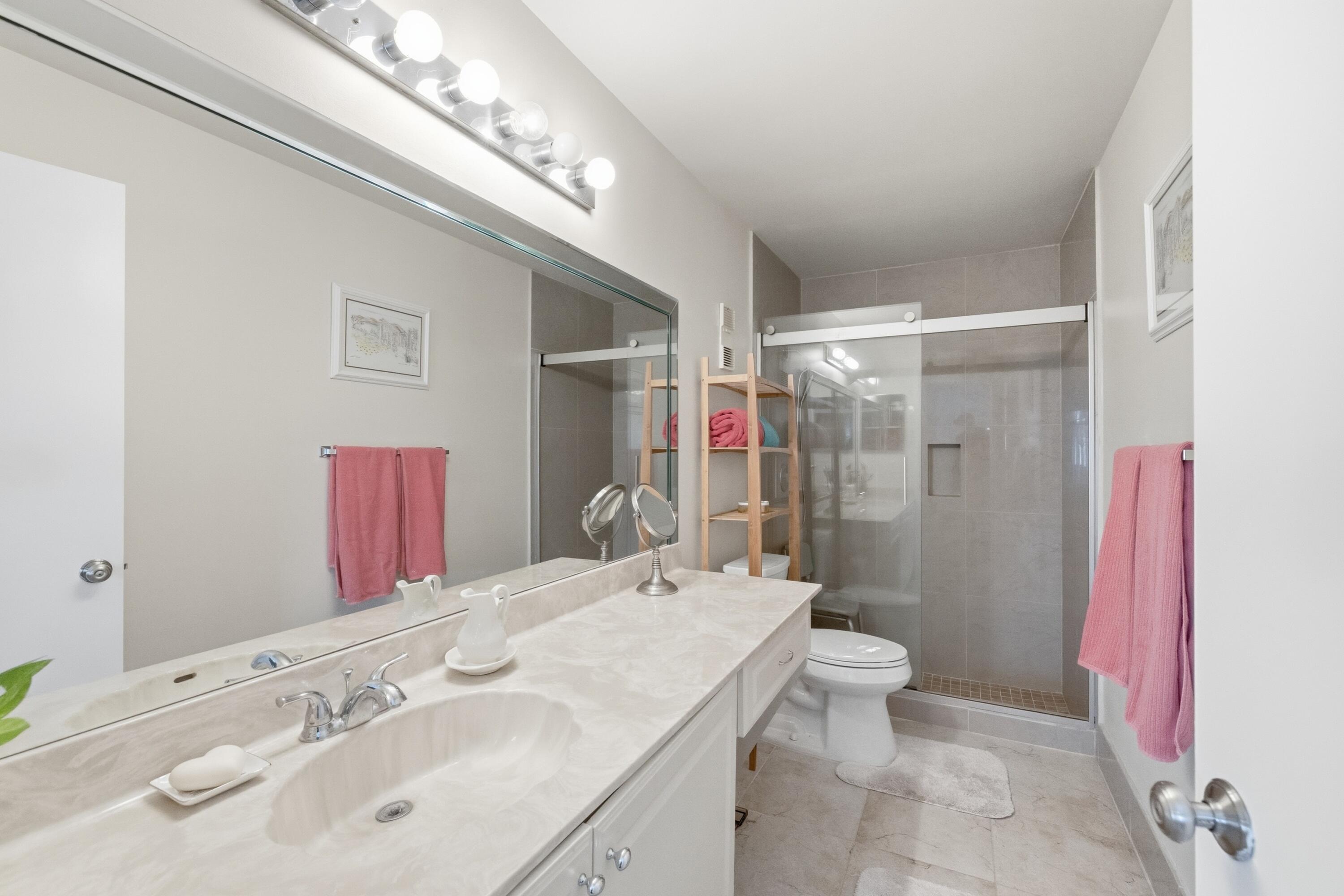 WHISPER WALK SEC C CONDO - Residential