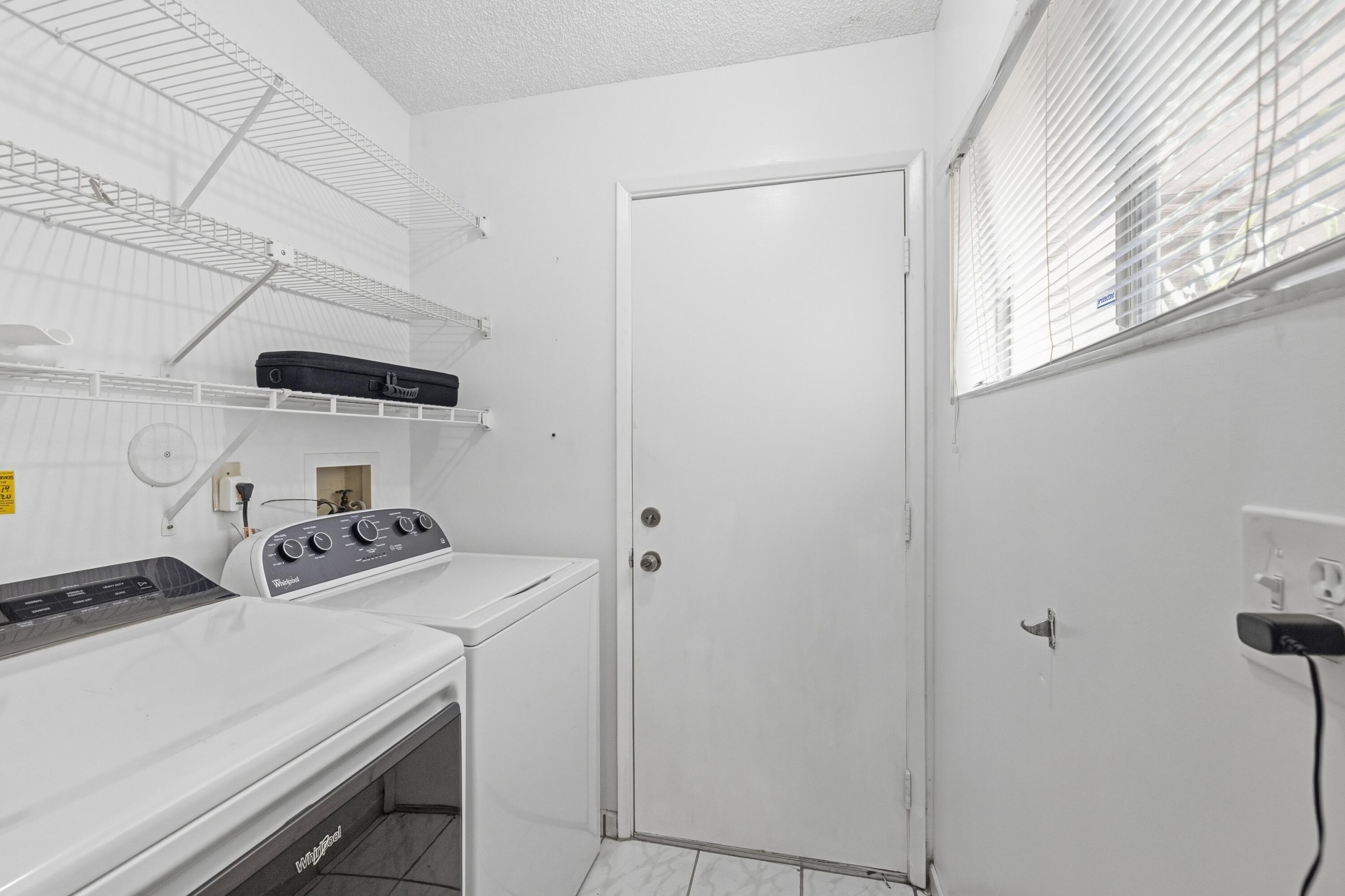 WHISPER WALK SEC C CONDO - Residential