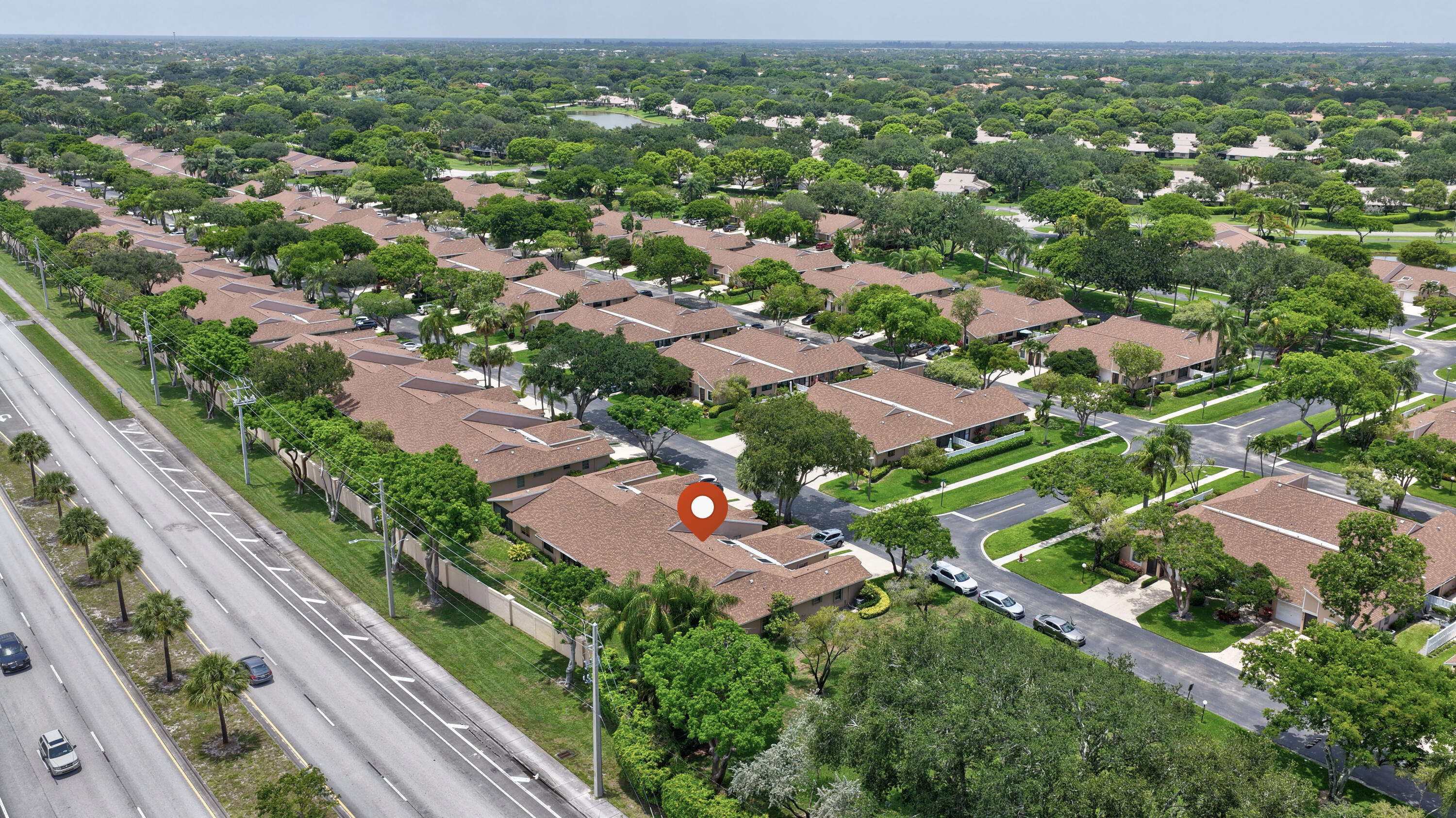 WHISPER WALK SEC C CONDO - Residential