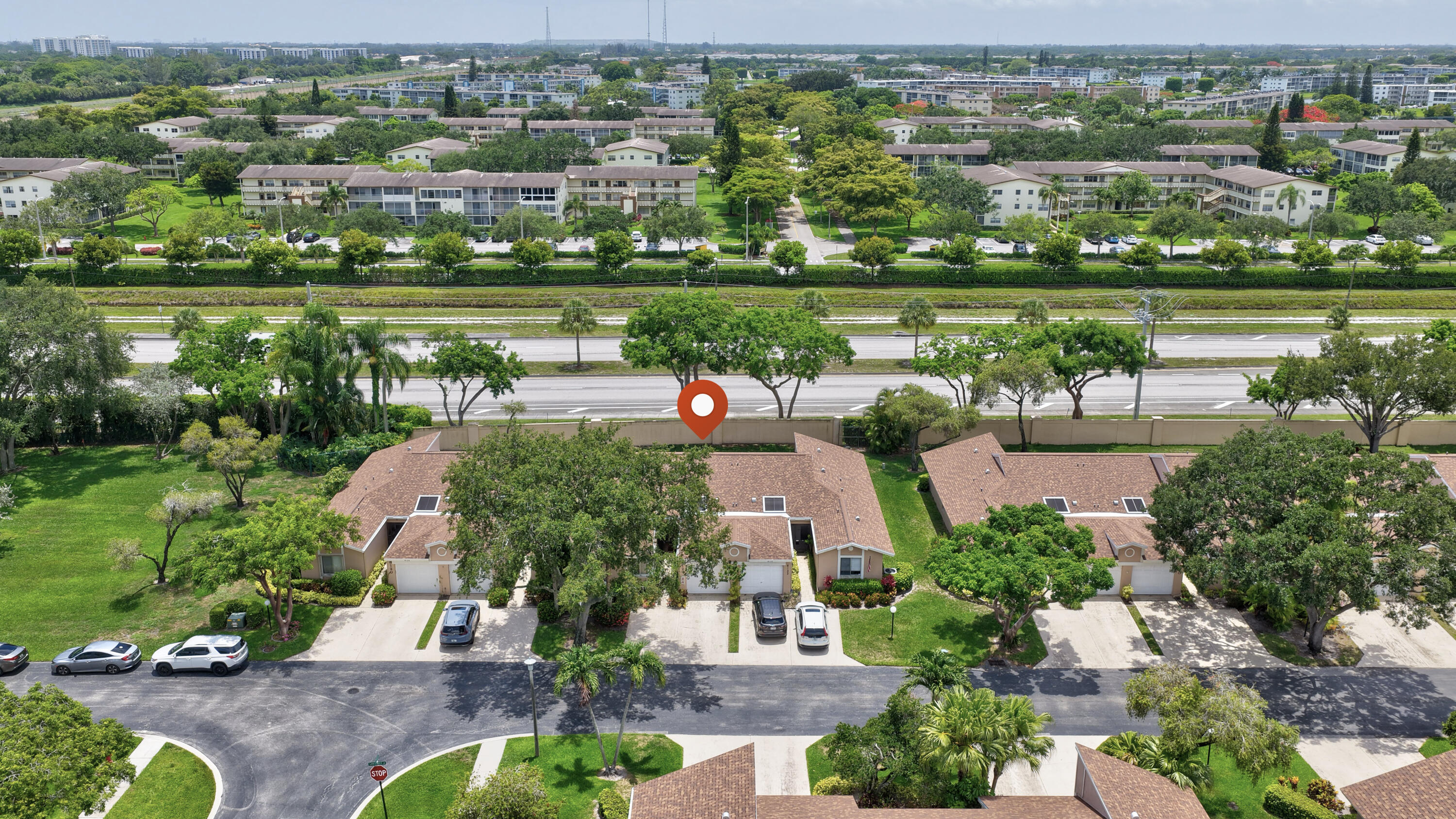 WHISPER WALK SEC C CONDO - Residential