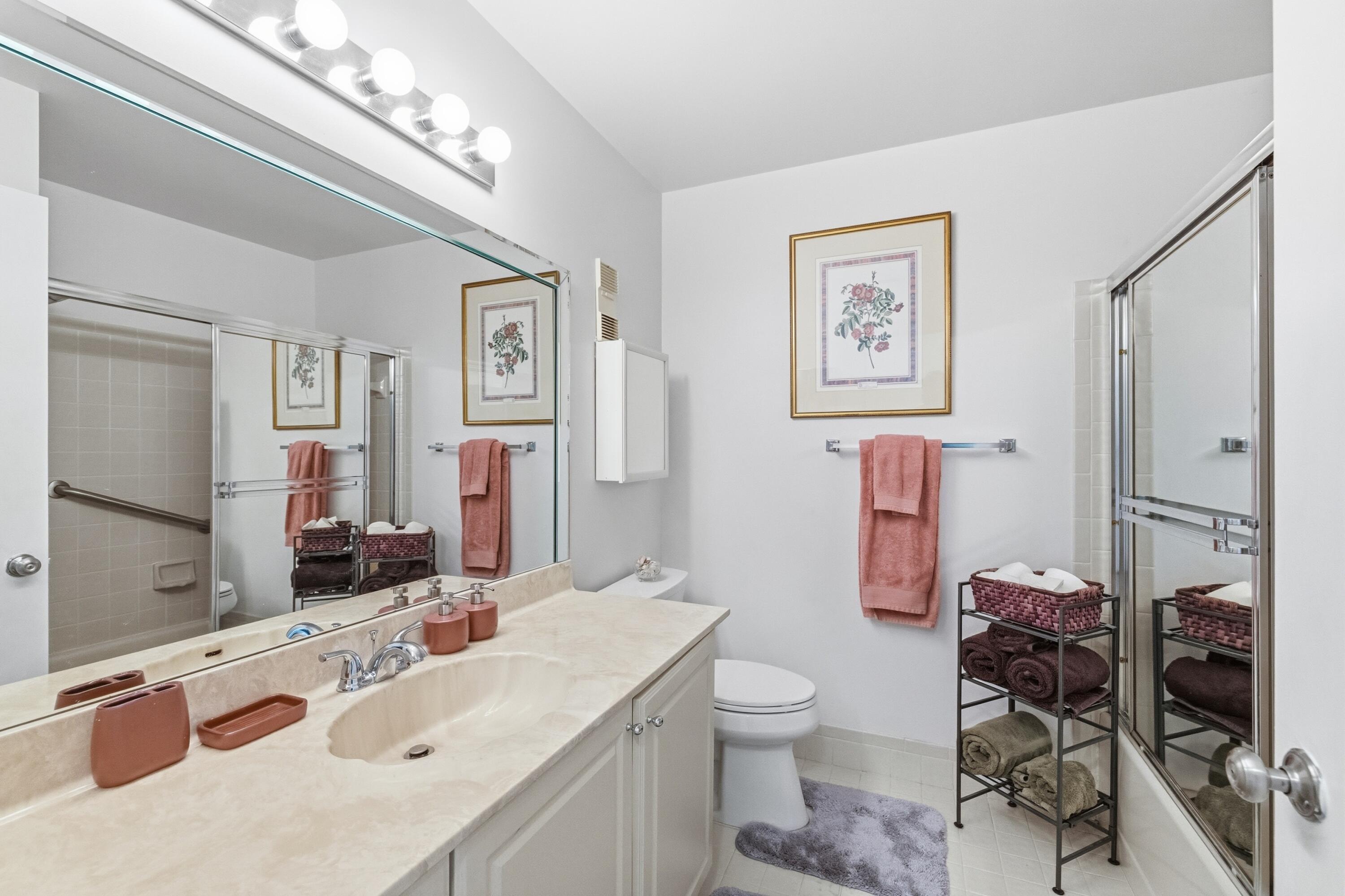 WHISPER WALK SEC C CONDO - Residential