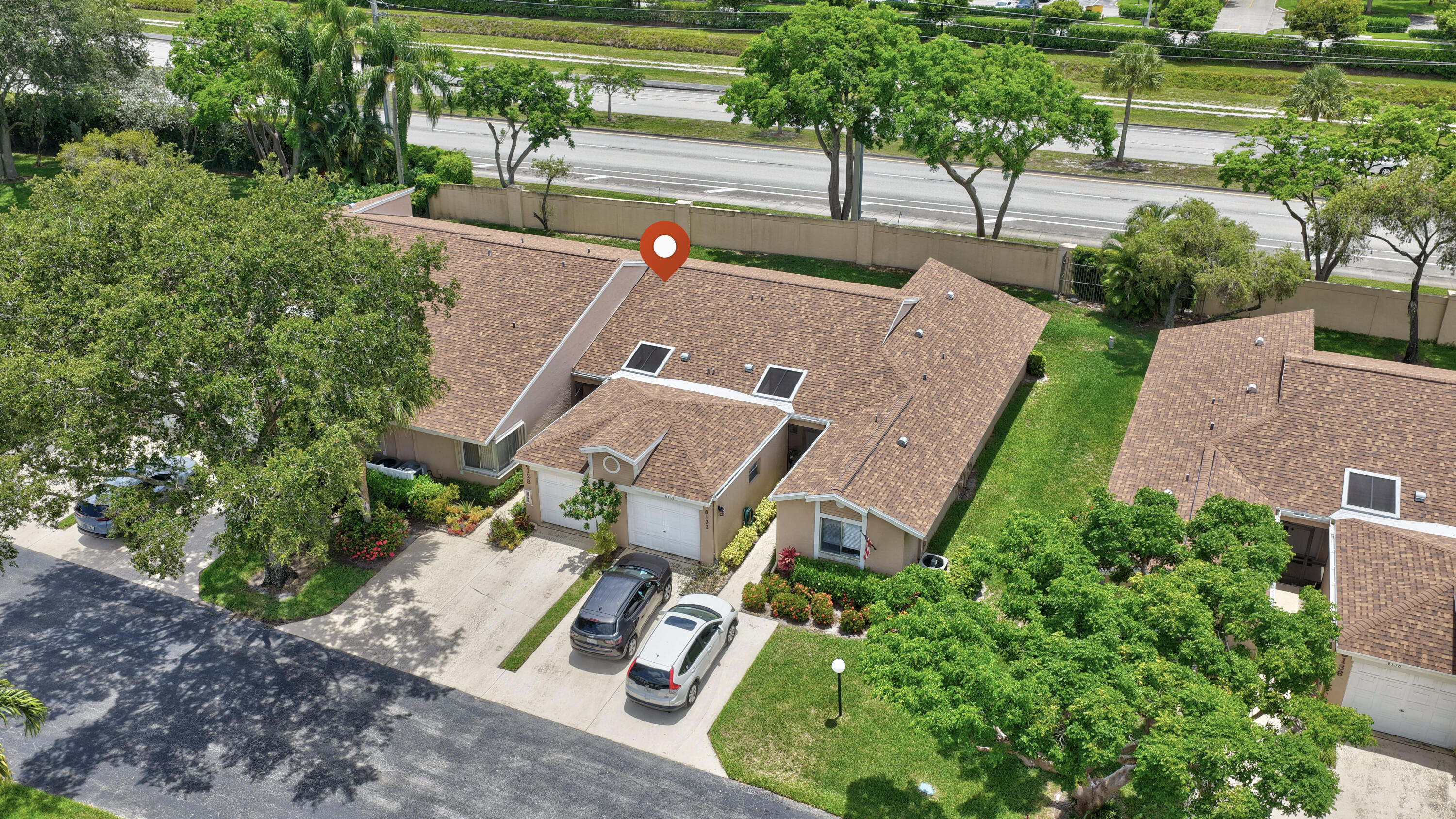WHISPER WALK SEC C CONDO - Residential