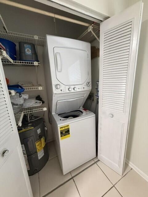 PALM LAKES CONDO - Residential