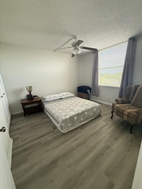 PALM LAKES CONDO - Residential