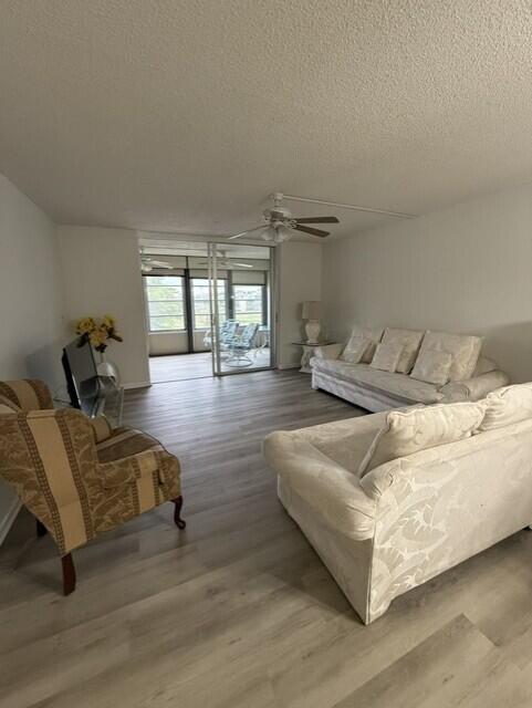 PALM LAKES CONDO - Residential