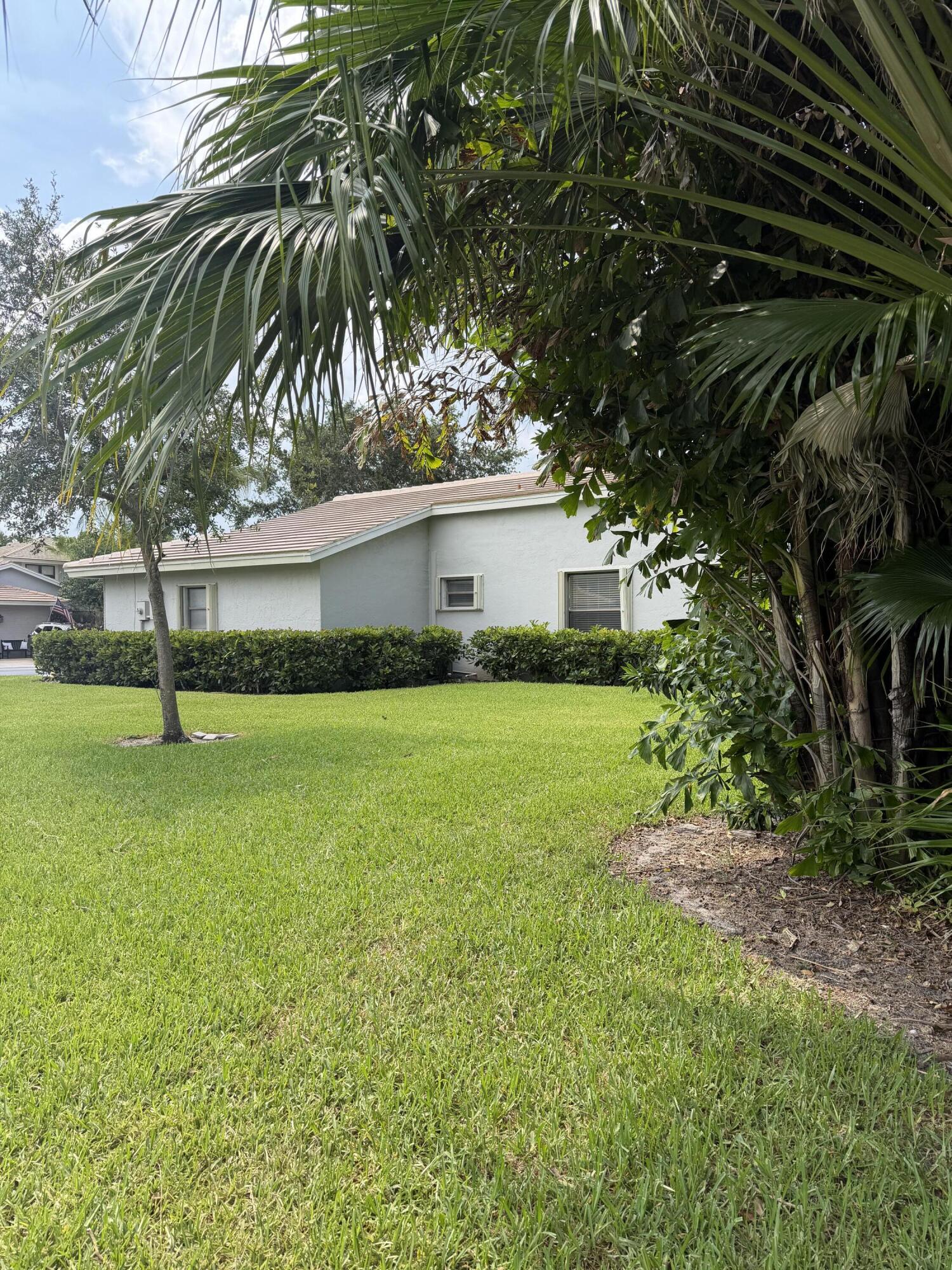 THE LAKES OF DEER CREEK - Residential Lease