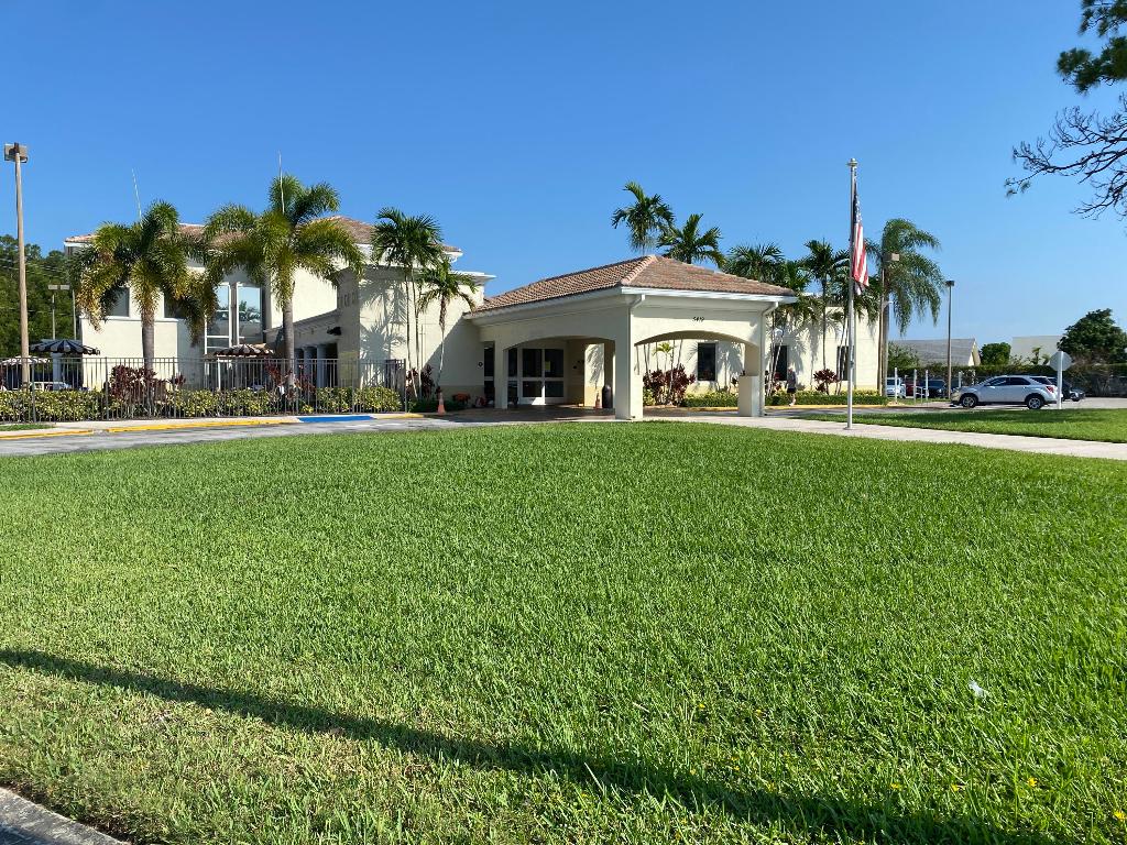 CENTURY VILLAGE / GOLFS EDGE CONDOS A THRU G - Residential Lease