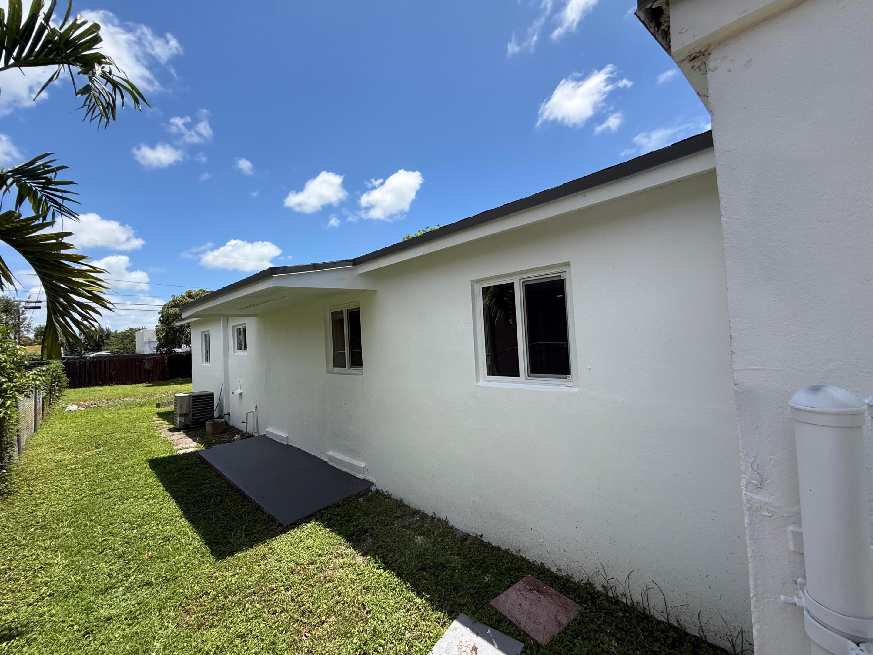 CARVER RANCHES THIRD ADD - Residential