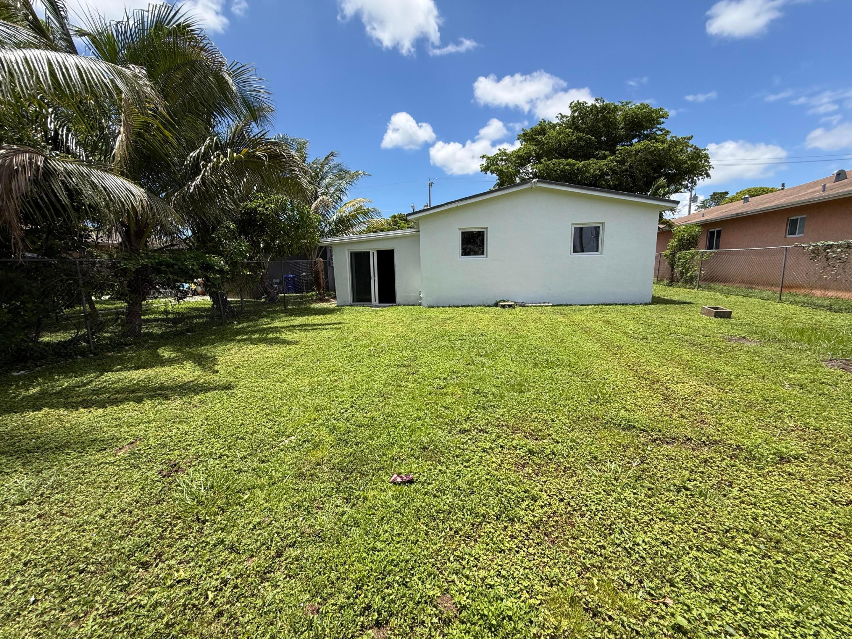 CARVER RANCHES THIRD ADD - Residential