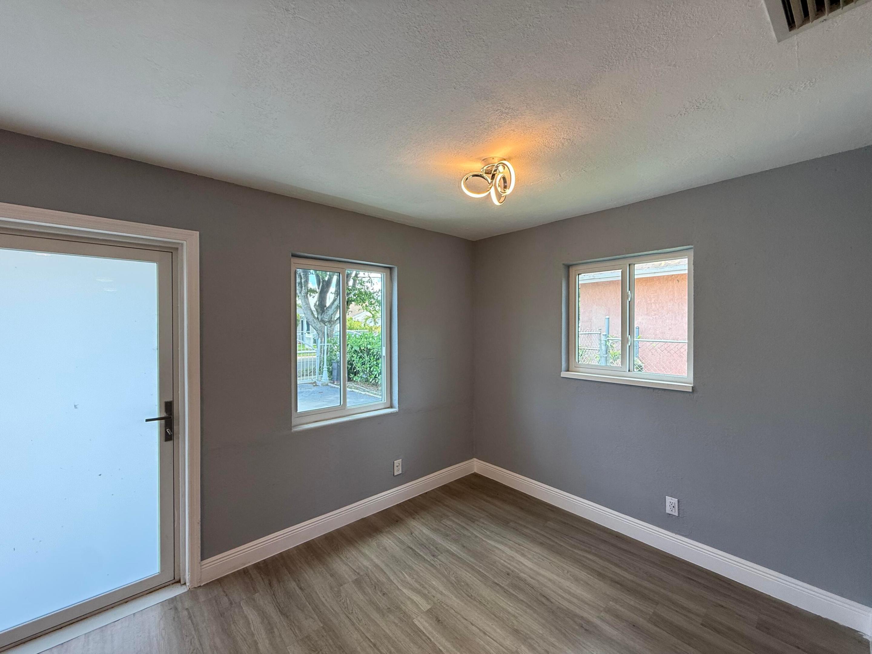 CARVER RANCHES THIRD ADD - Residential
