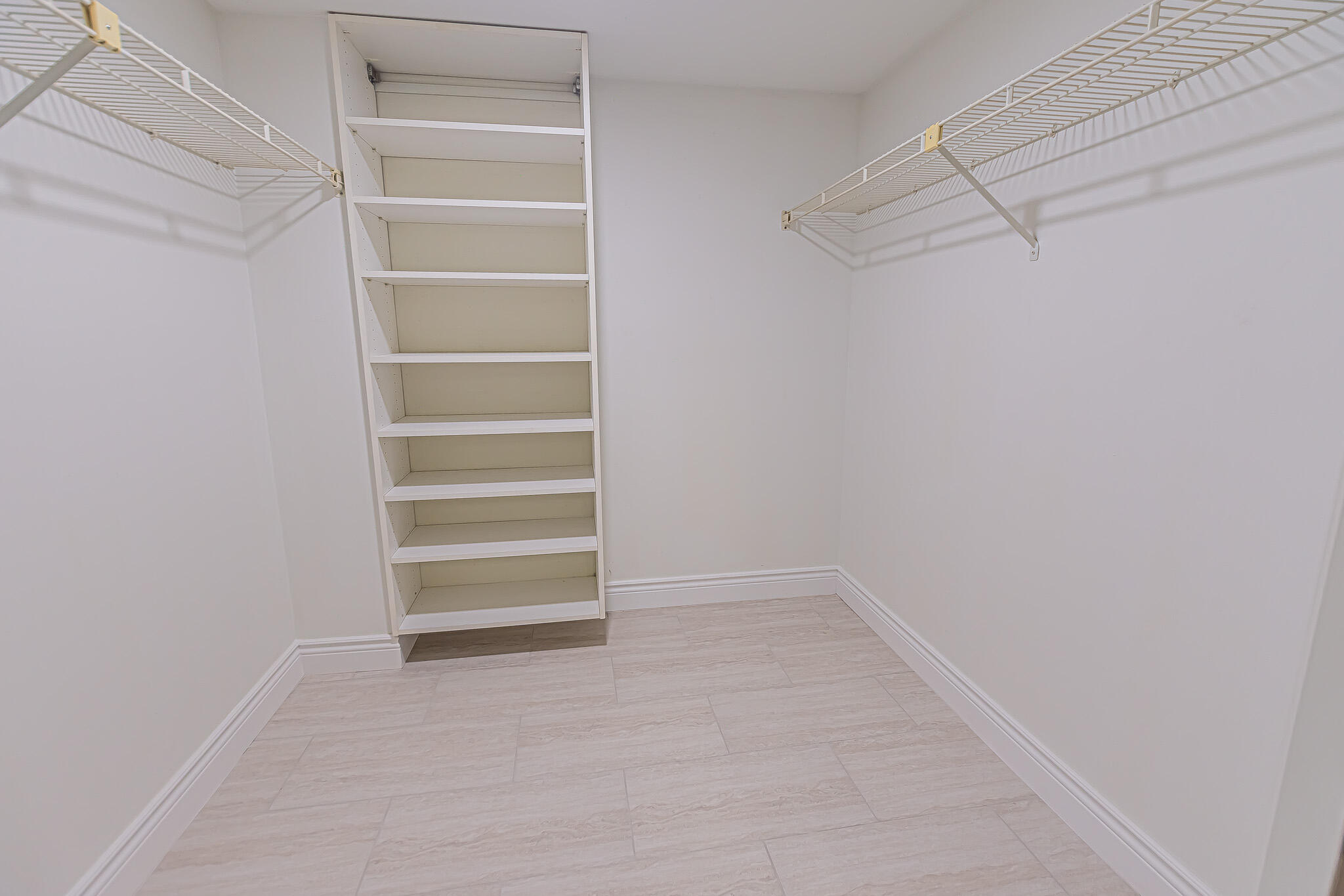 ATLANTIC VIEW BEACH CLUB CONDOMINIUM NO 1 - Residential