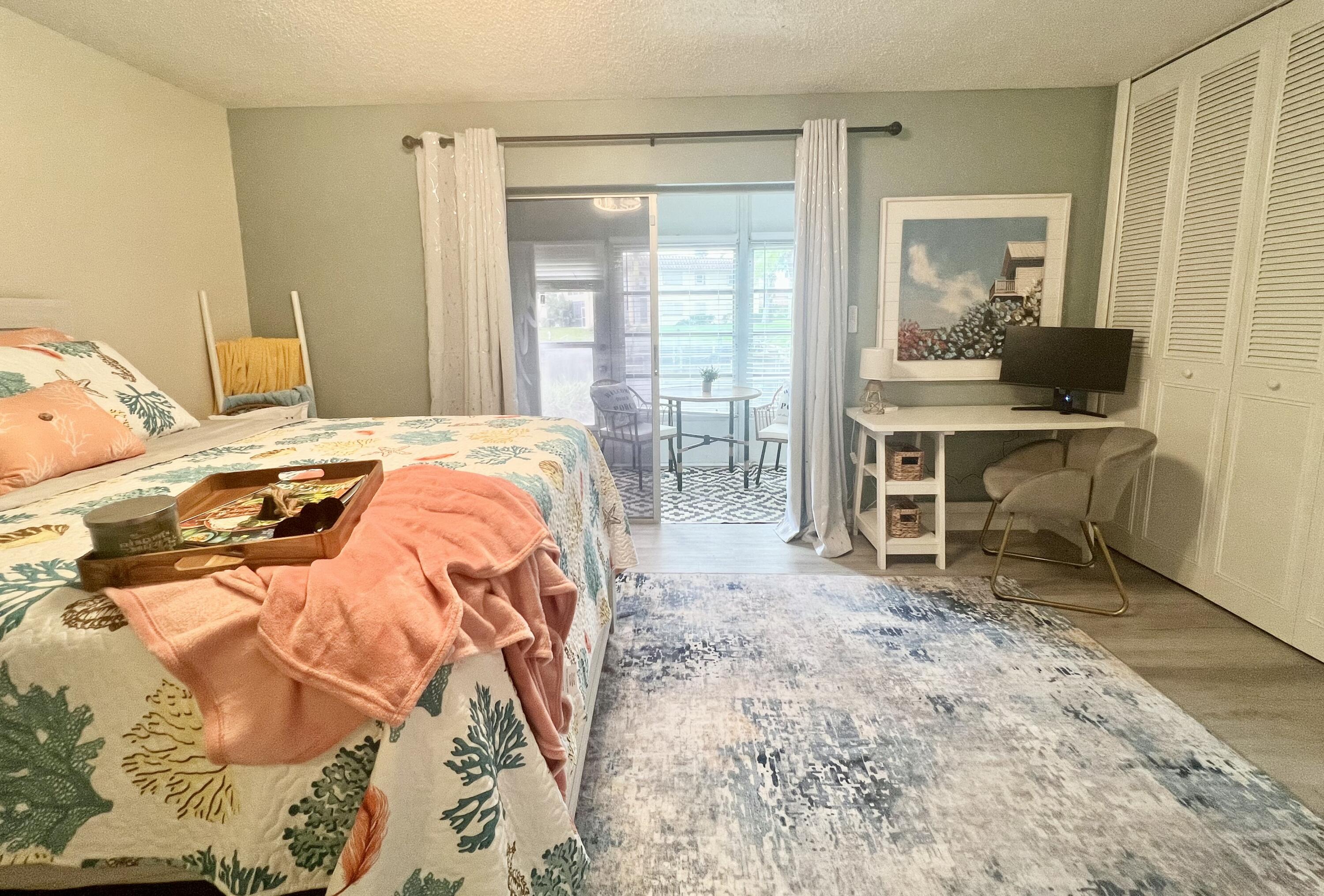 DE LA BAHIA CONDO - Residential Lease