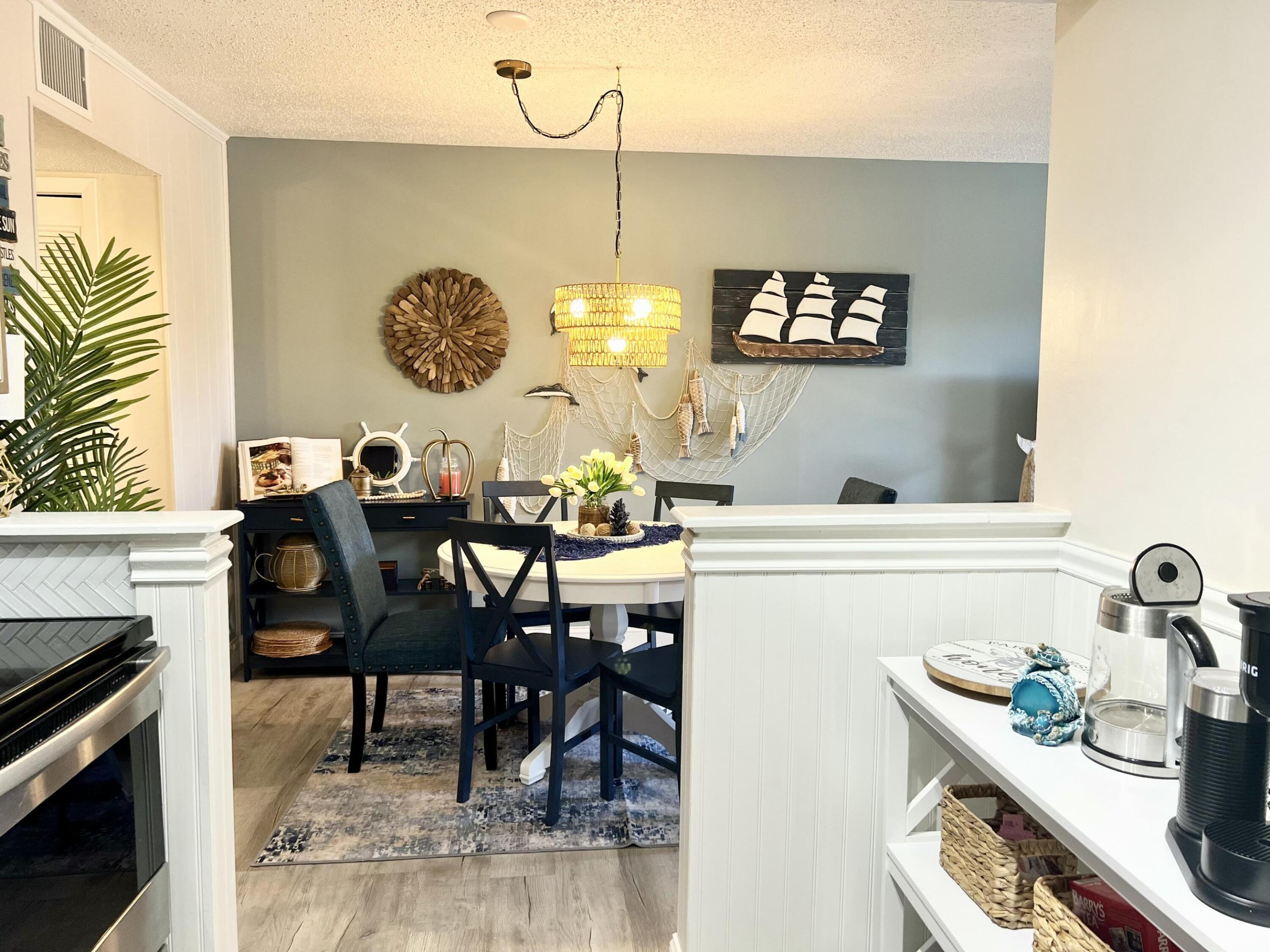 DE LA BAHIA CONDO - Residential Lease
