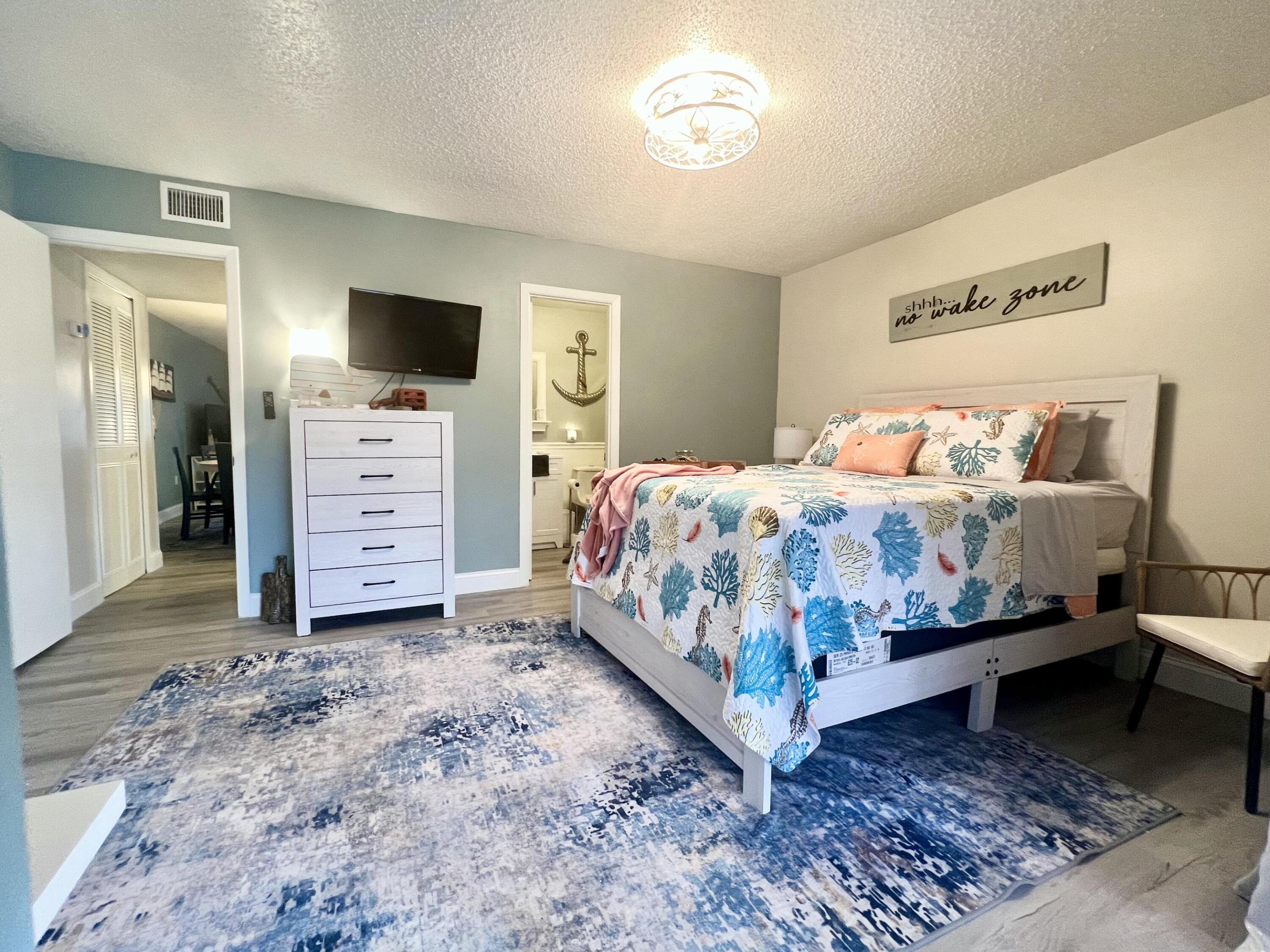 DE LA BAHIA CONDO - Residential Lease