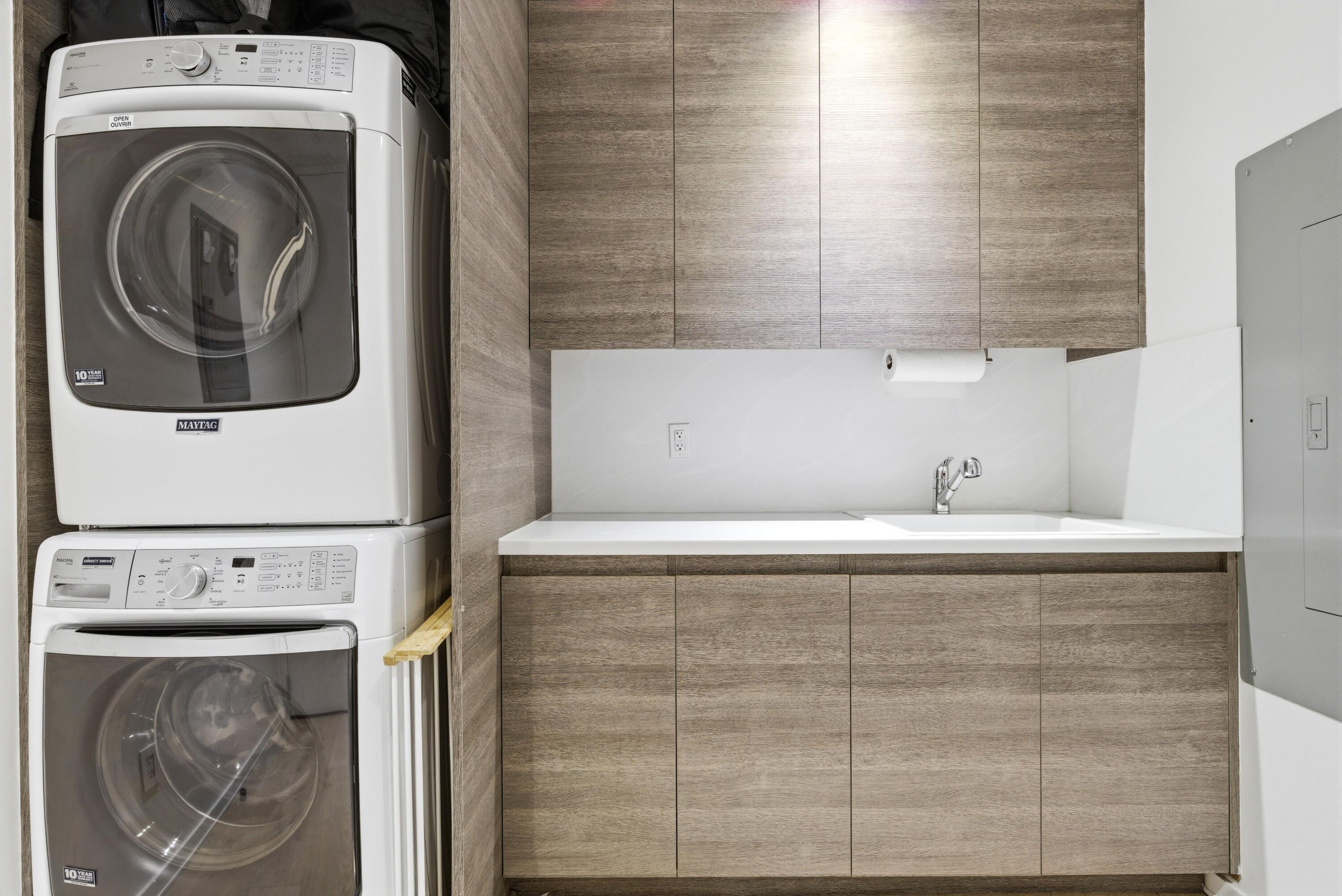 ADAGIO ON THE BAY CONDO - Residential