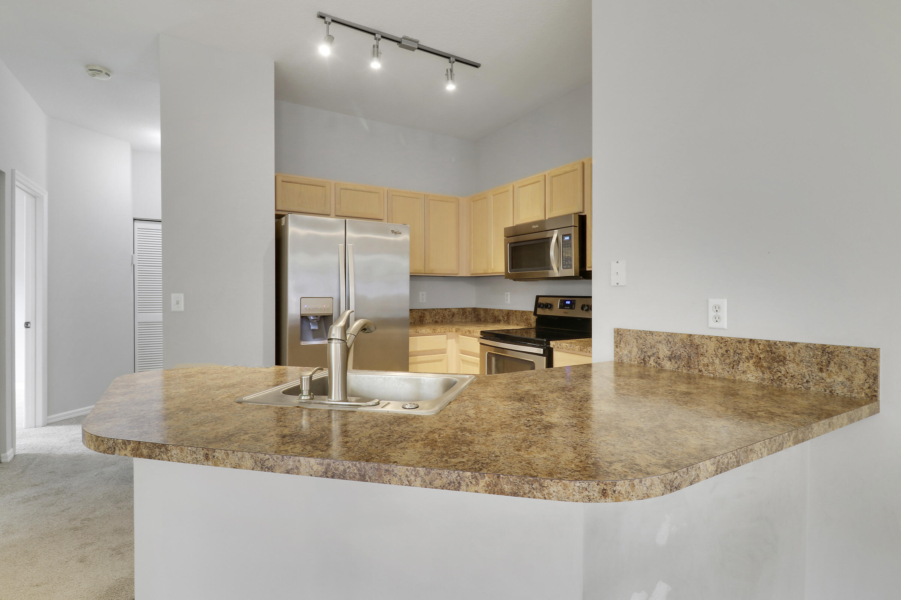 TEQUESTA TRACE CONDO - Residential Lease