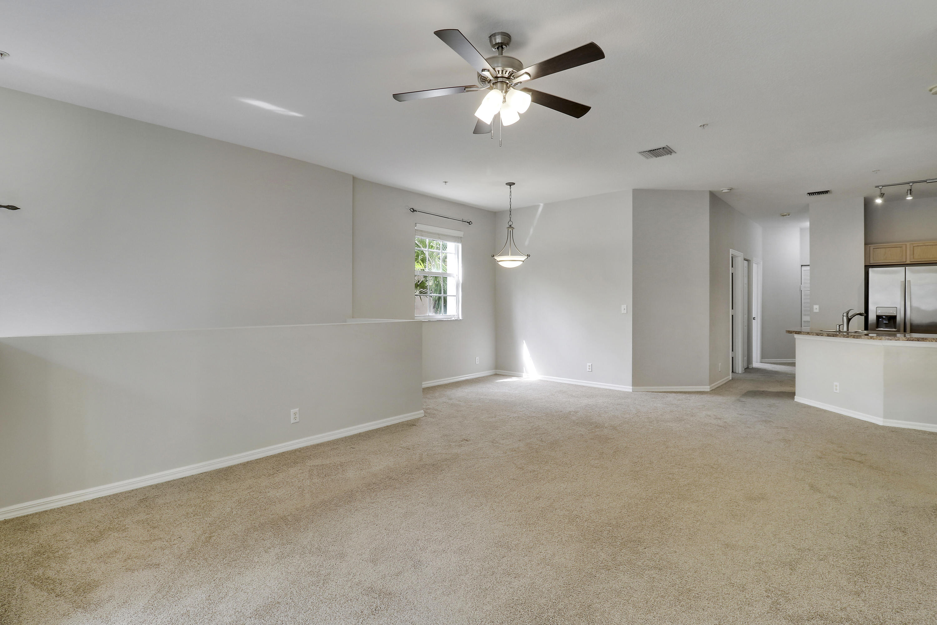TEQUESTA TRACE CONDO - Residential Lease