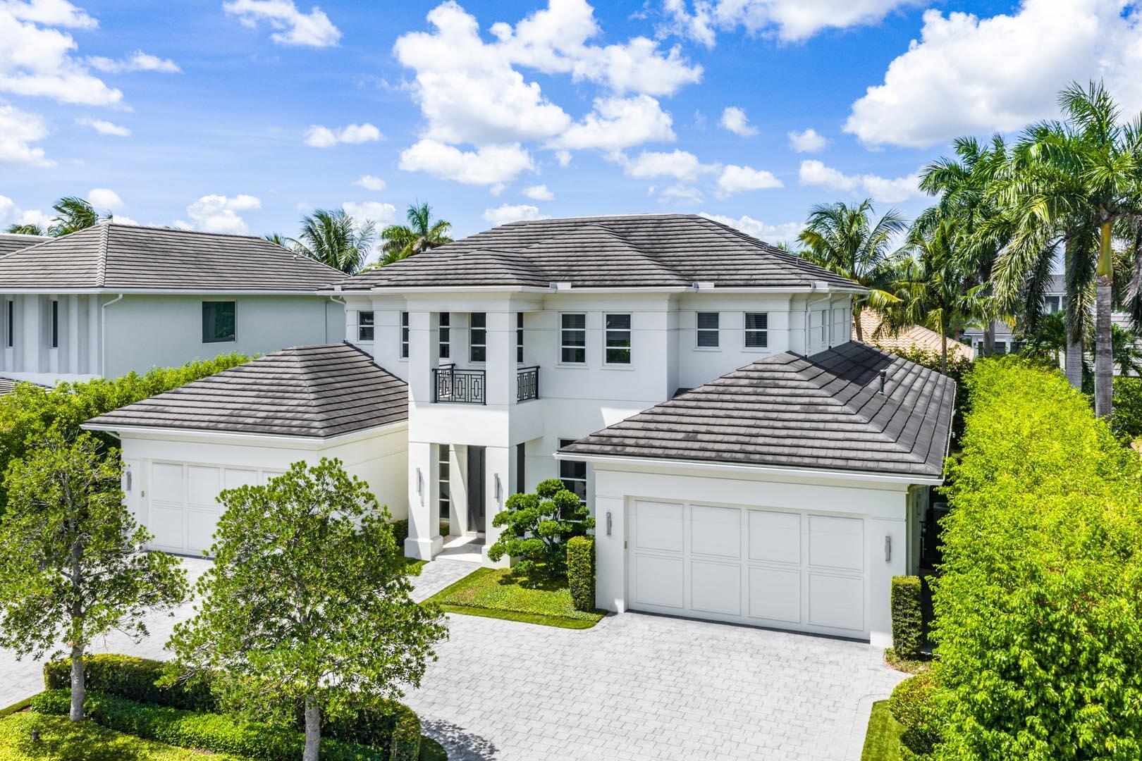 ROYAL PALM YACHT & COUNTRY CLUB - Residential