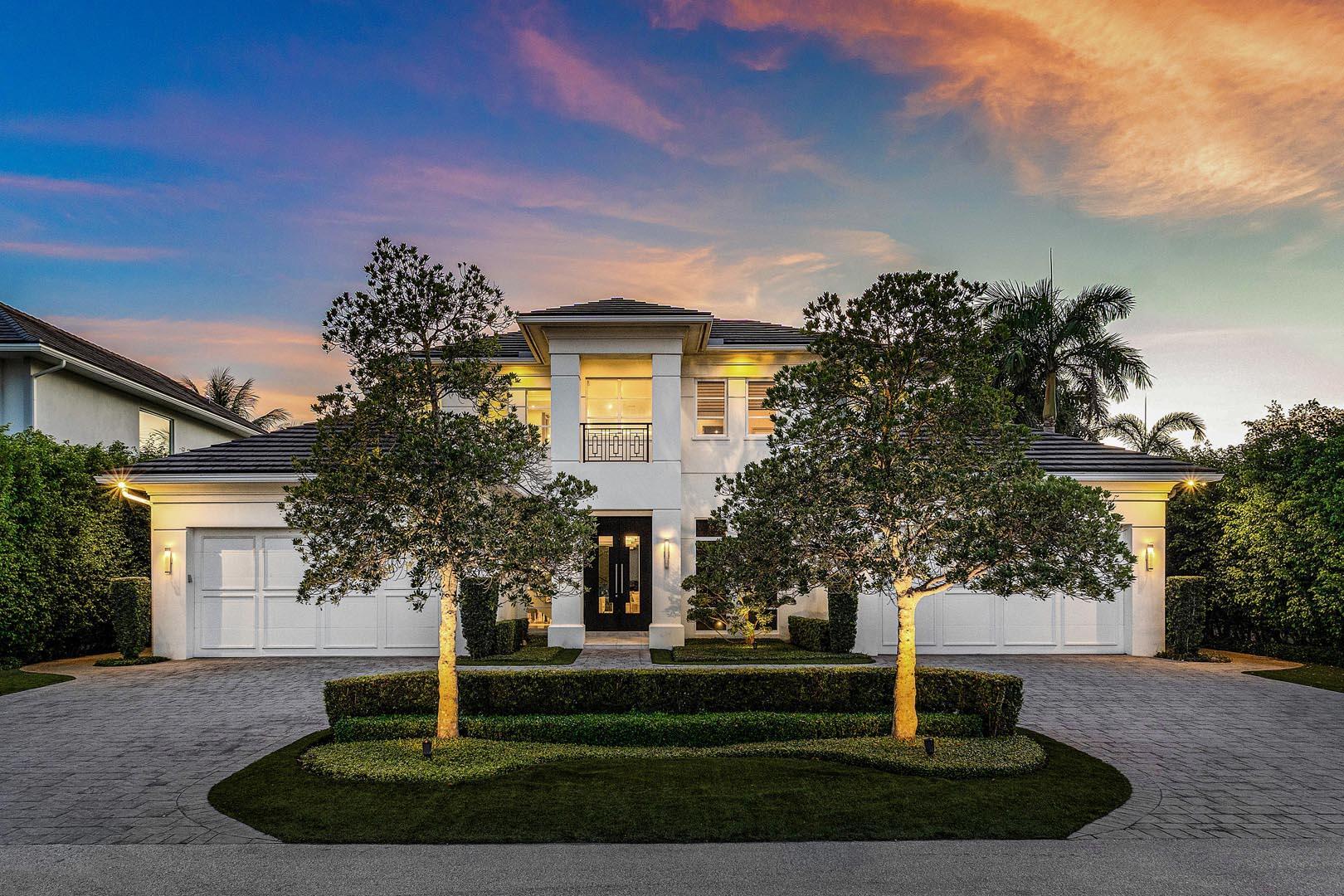 ROYAL PALM YACHT & COUNTRY CLUB - Residential