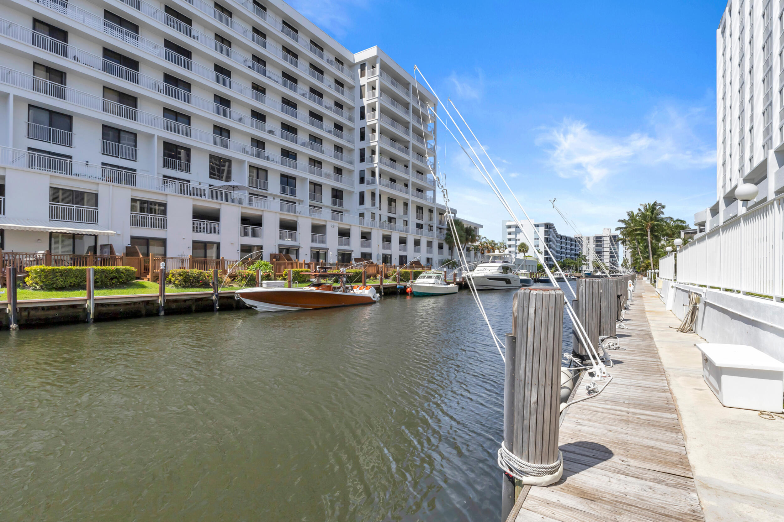 ROYAL MARINER CONDO - Residential