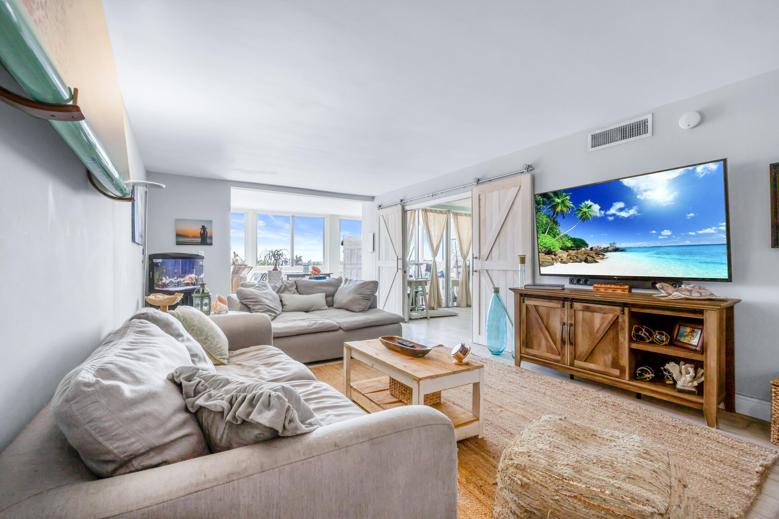 ROYAL MARINER CONDO - Residential