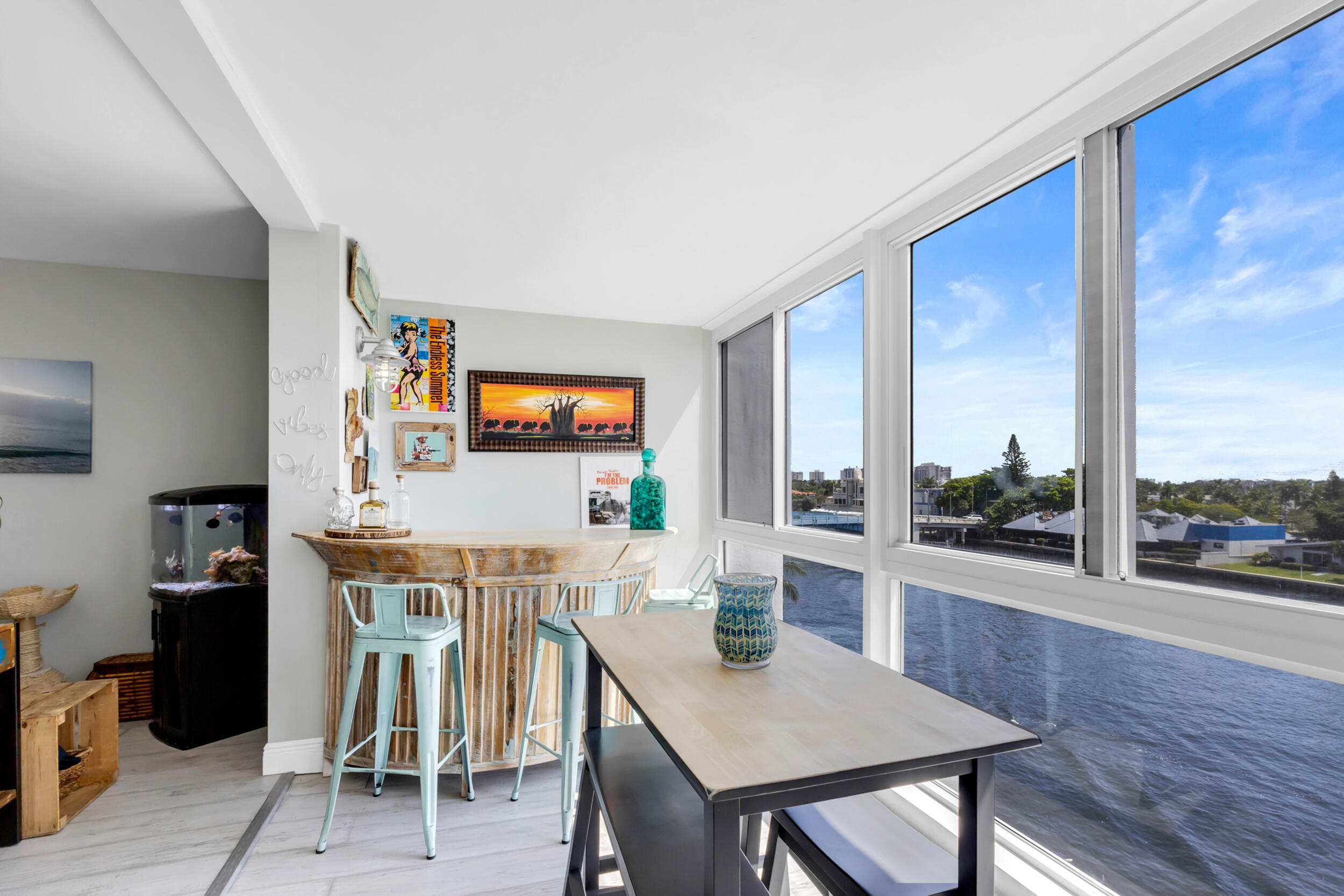 ROYAL MARINER CONDO - Residential