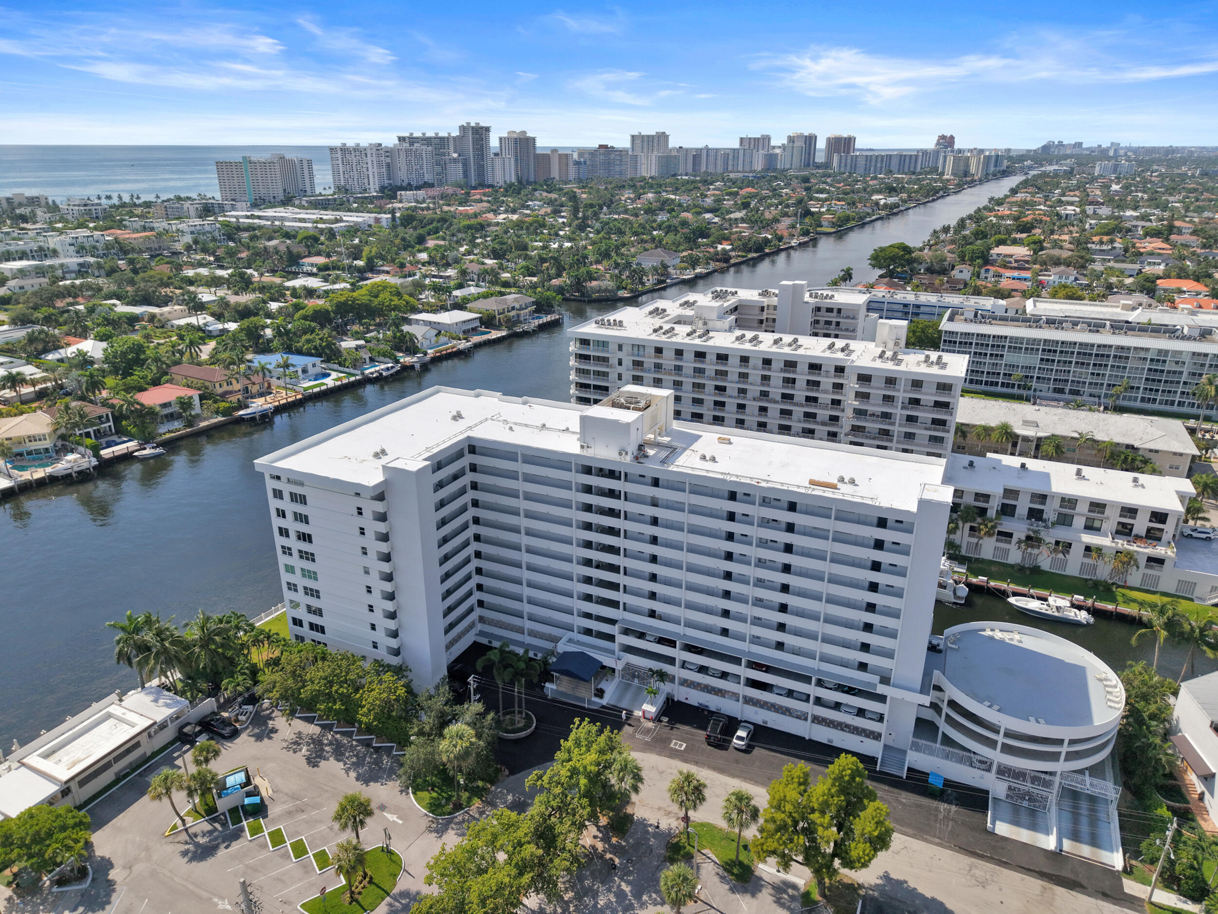 ROYAL MARINER CONDO - Residential