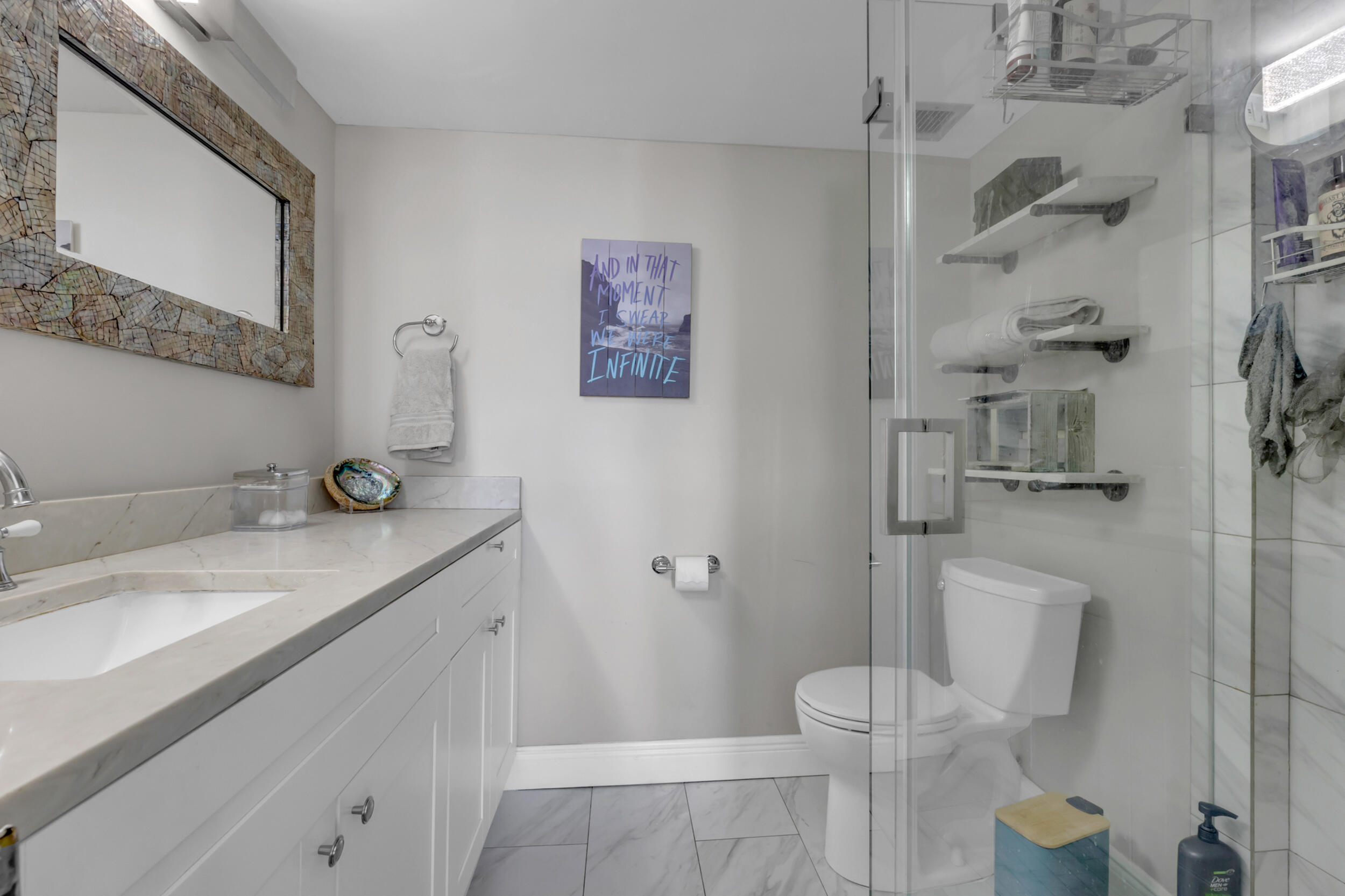 ROYAL MARINER CONDO - Residential