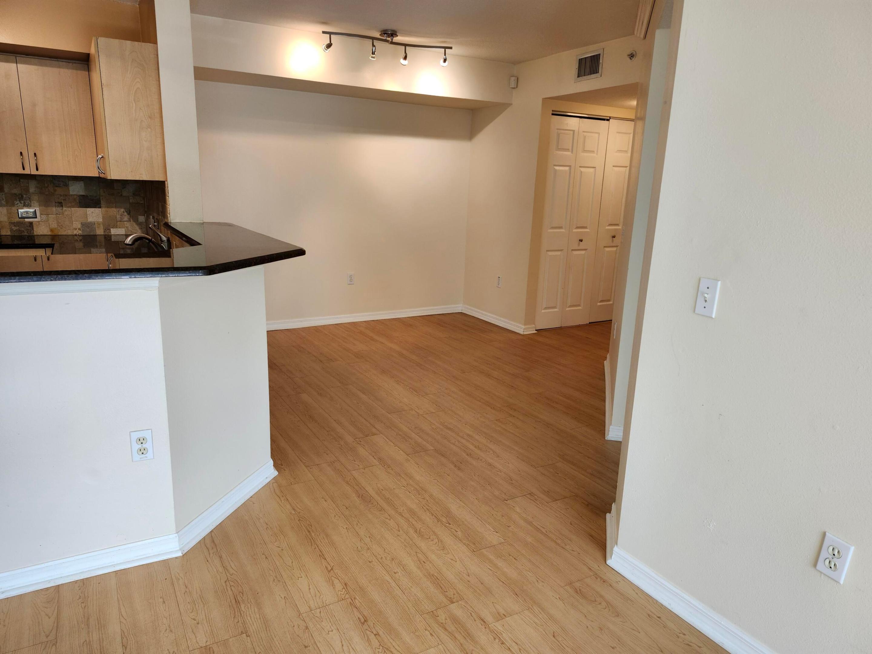 VILLA DEL SOL CONDO - Residential Lease