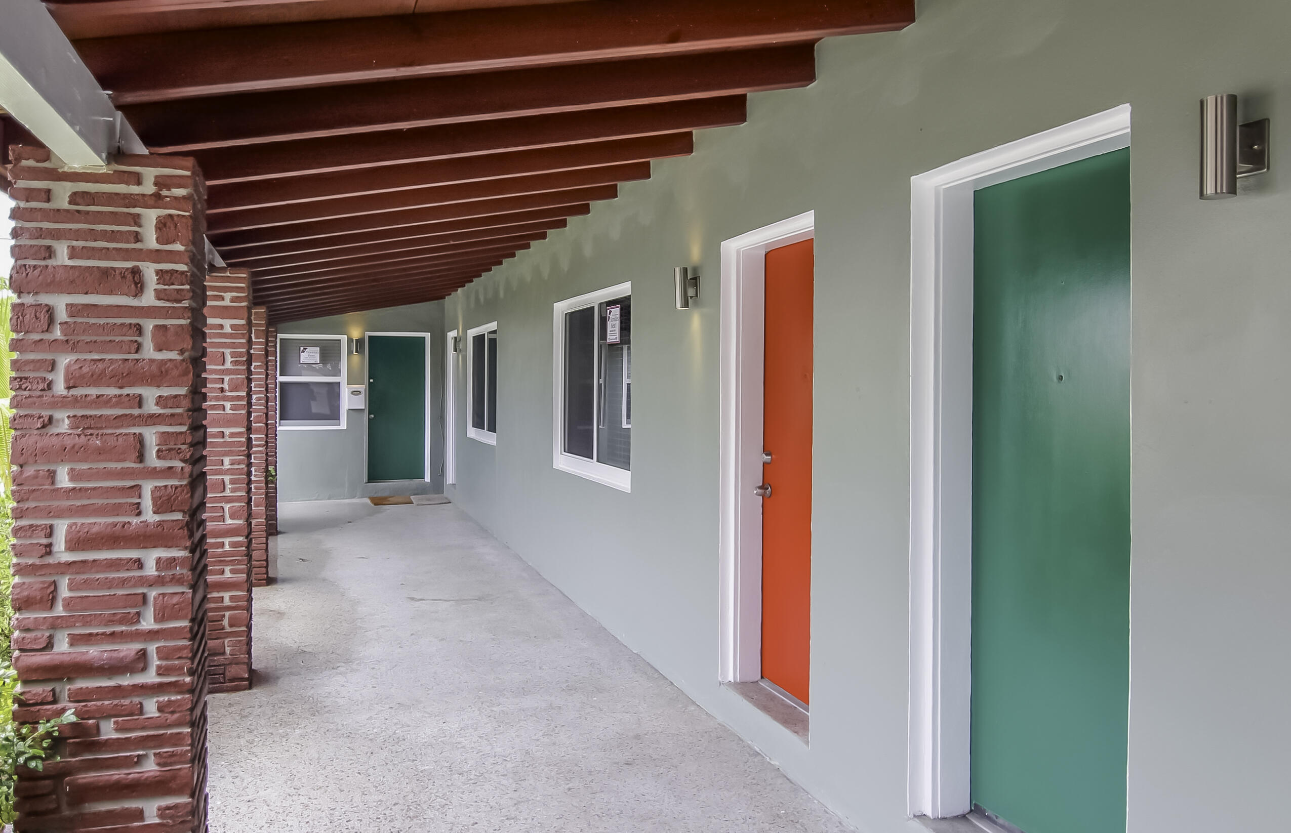 LAKE WORTH TOWN OF - Residential Lease