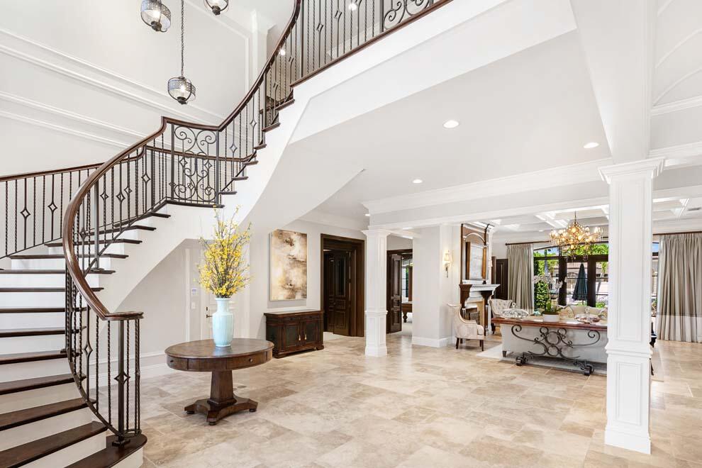 ROYAL PALM YACHT & COUNTRY CLUB - Residential