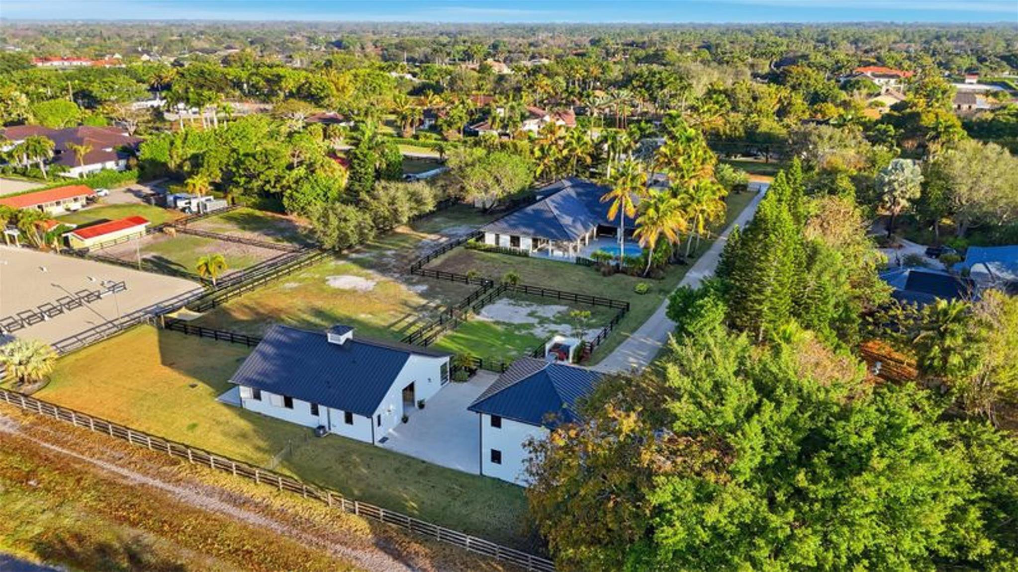 PADDOCK PARK 2 OF WELLINGTON - Residential