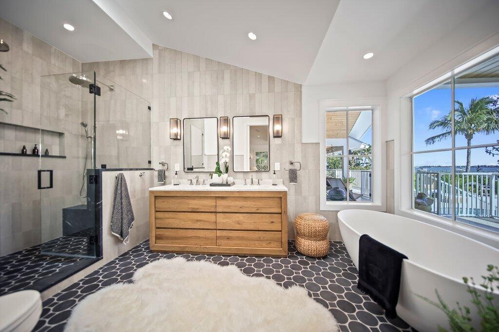 Sewalls Point - Residential