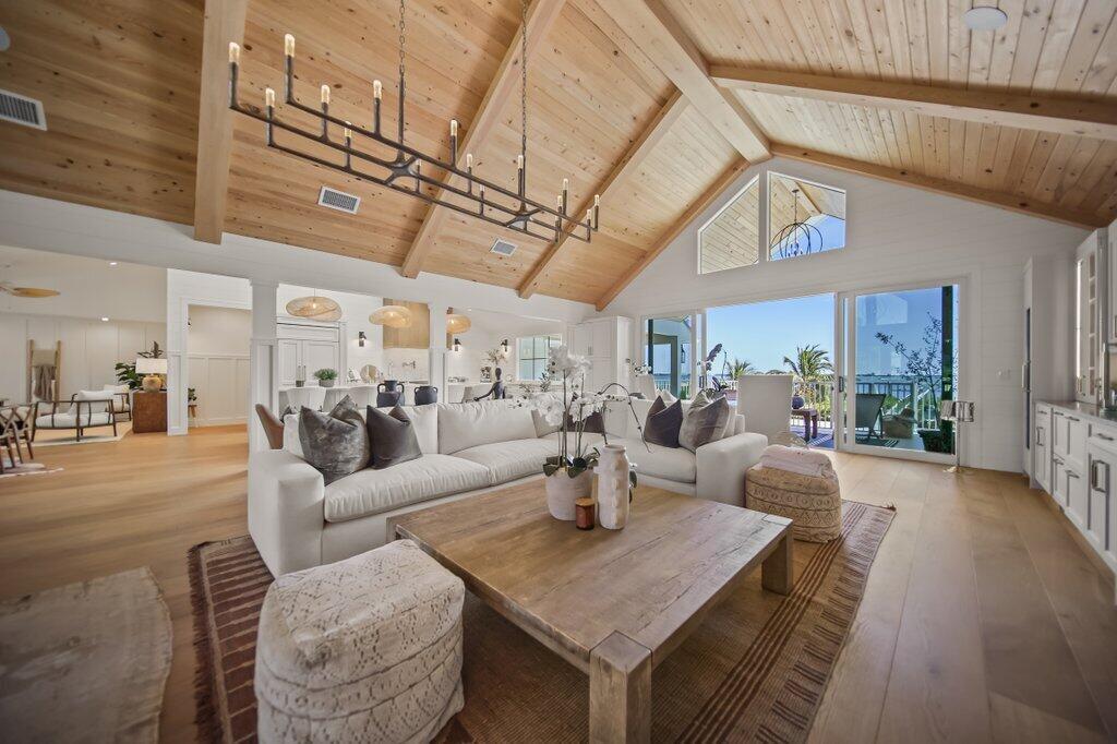 Sewalls Point - Residential