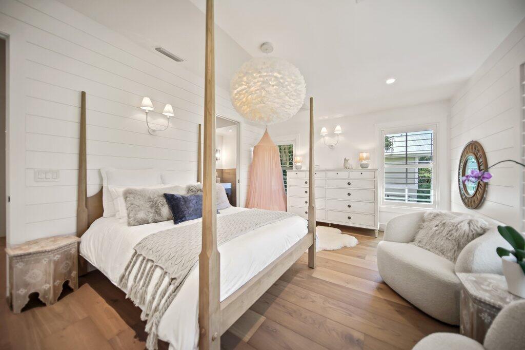 Sewalls Point - Residential