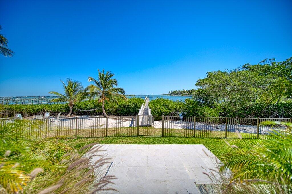 Sewalls Point - Residential