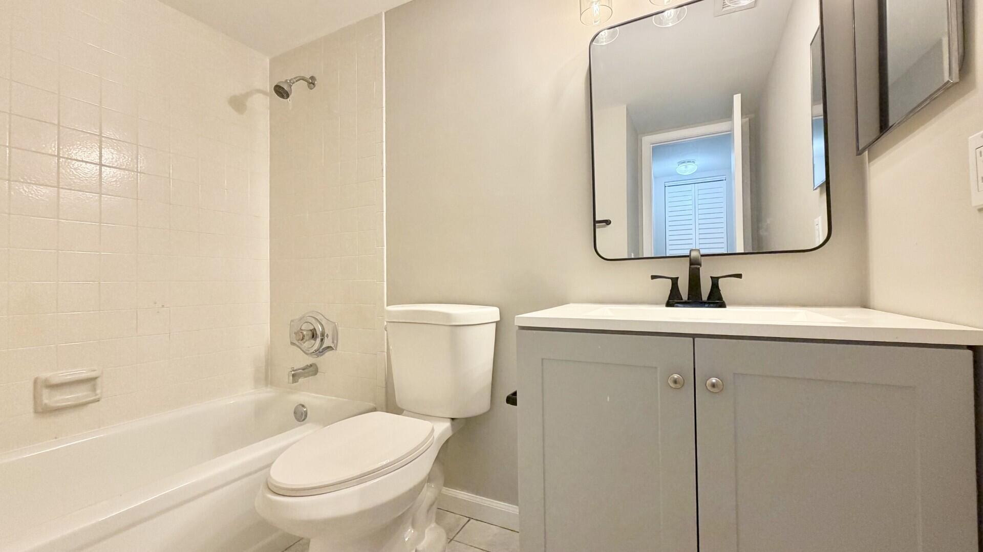 PINE RIDGE AT HAVERHILL CONDO - Residential Lease