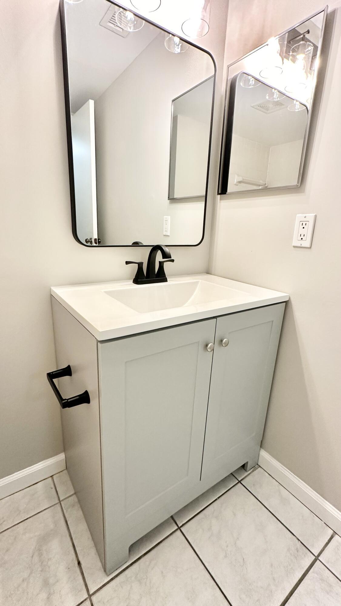 PINE RIDGE AT HAVERHILL CONDO - Residential Lease