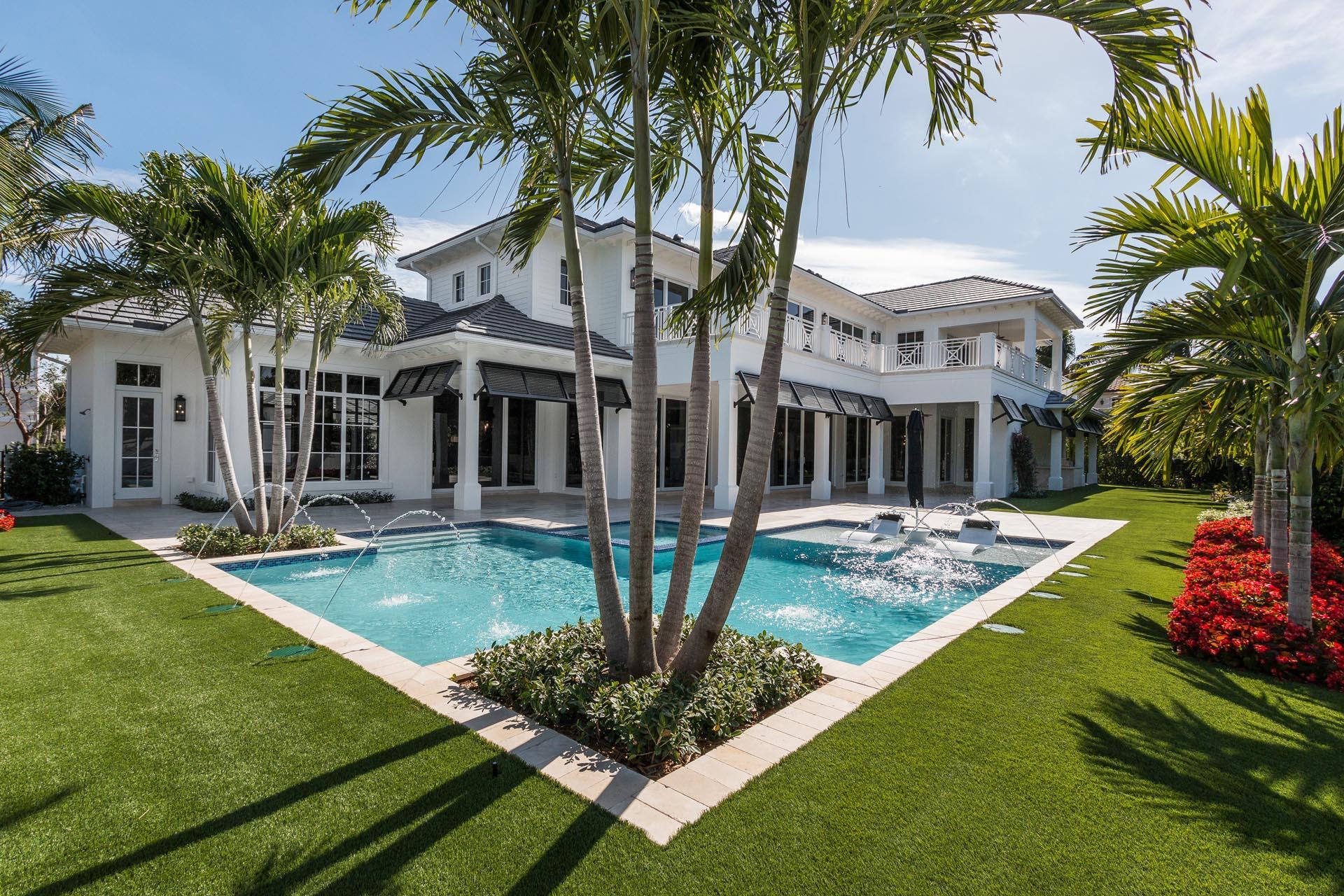 ROYAL PALM YACHT & COUNTRY CLUB - Residential
