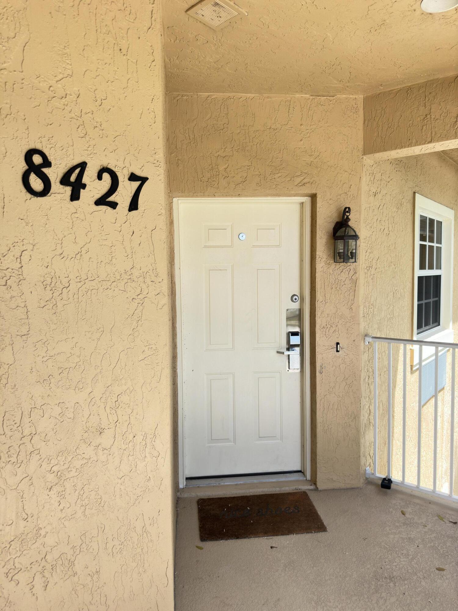 CASTLE PINES CONDOMINIUM - Residential Lease
