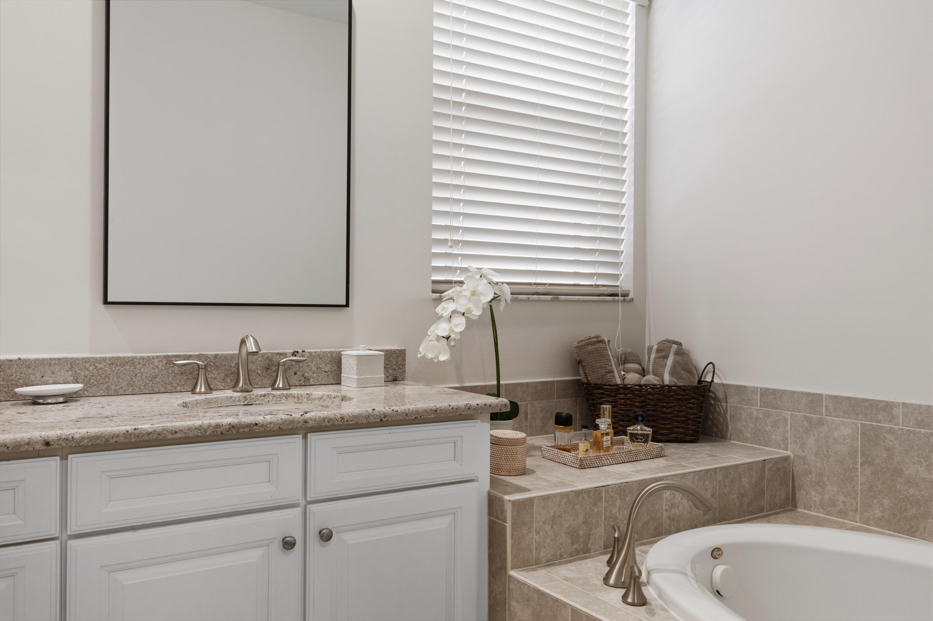 MiraLago - Residential Lease