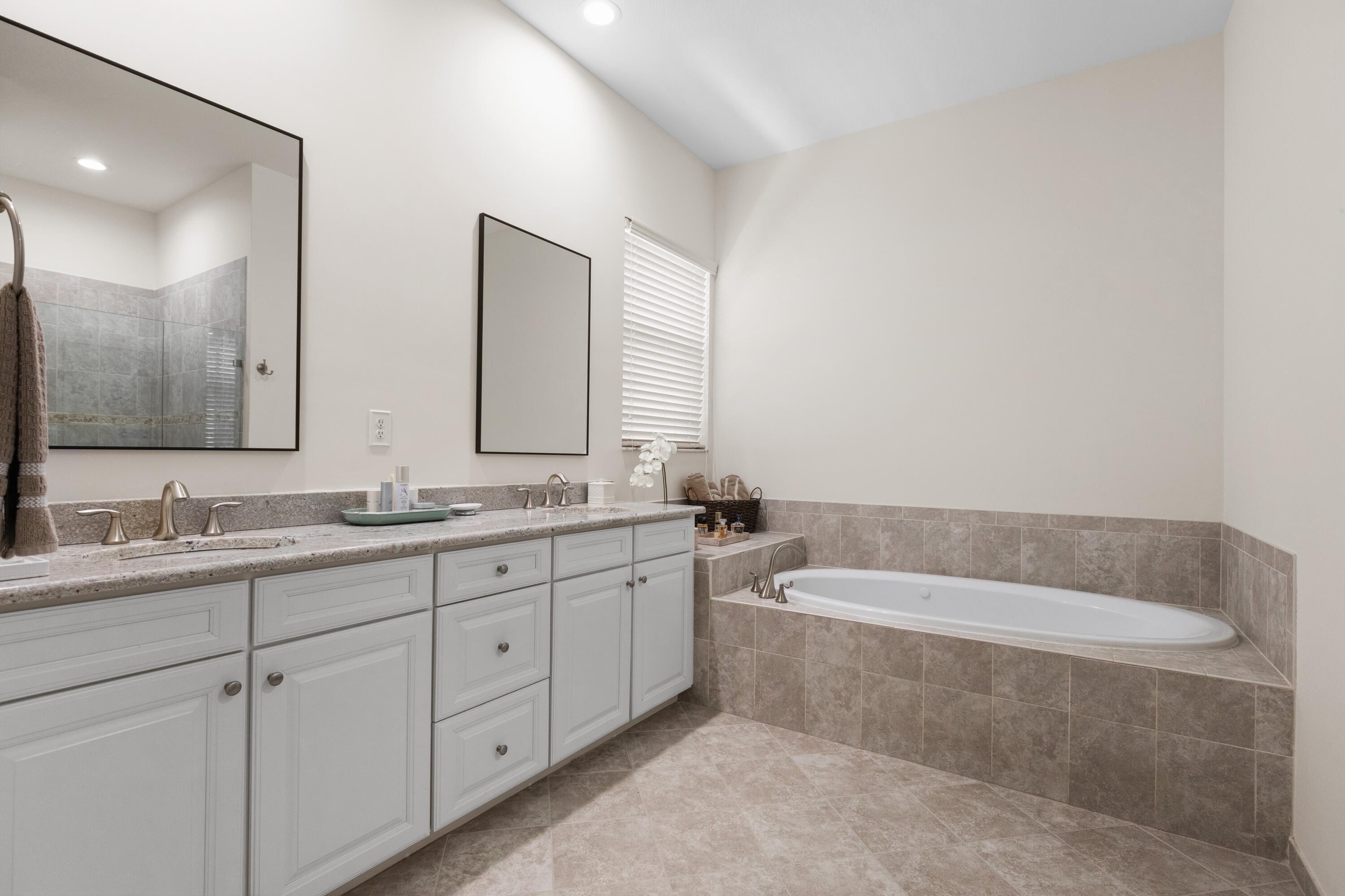 MiraLago - Residential Lease
