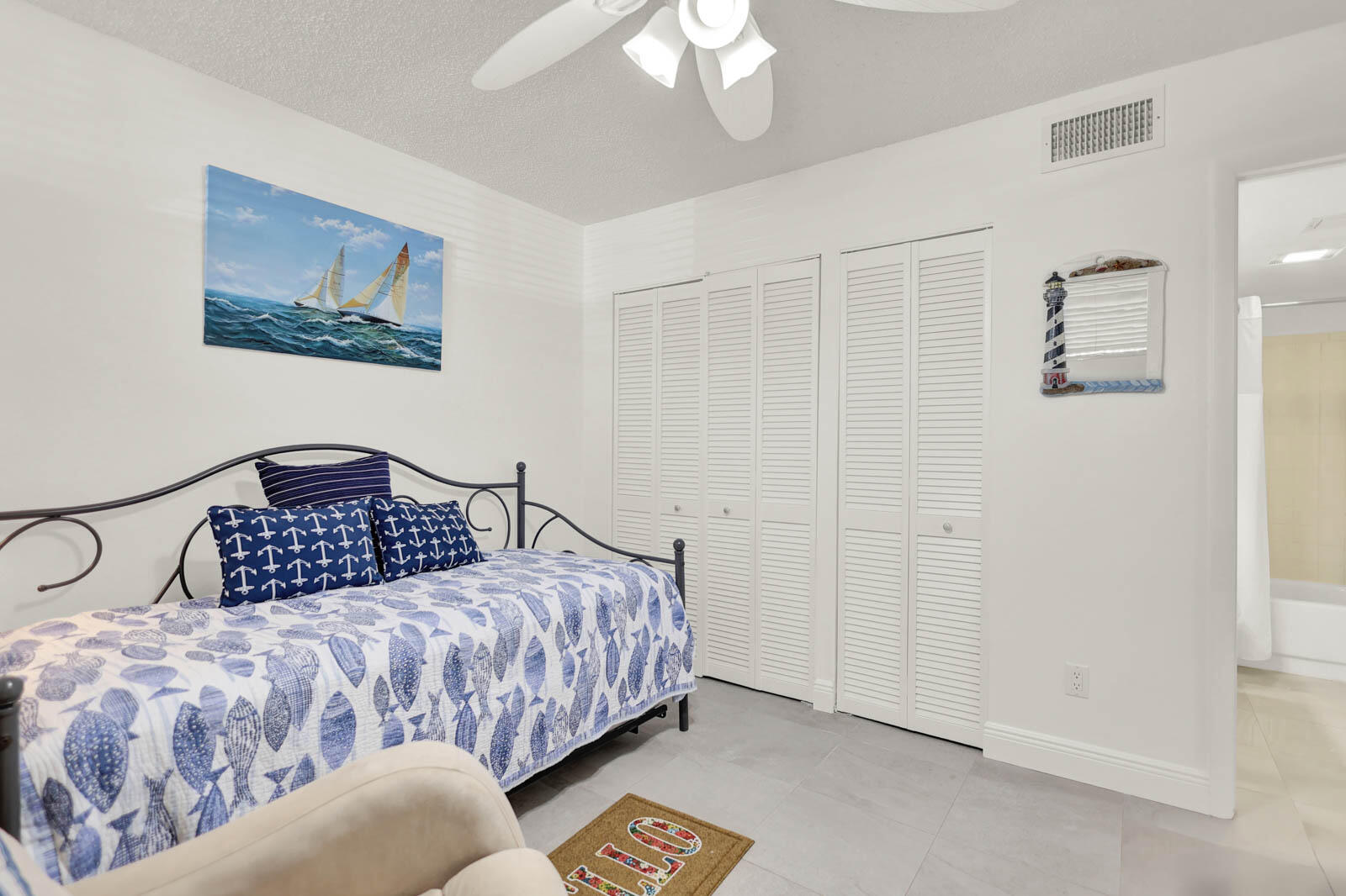 CIRCLE BAY YACHT CLUB CONDO - Residential