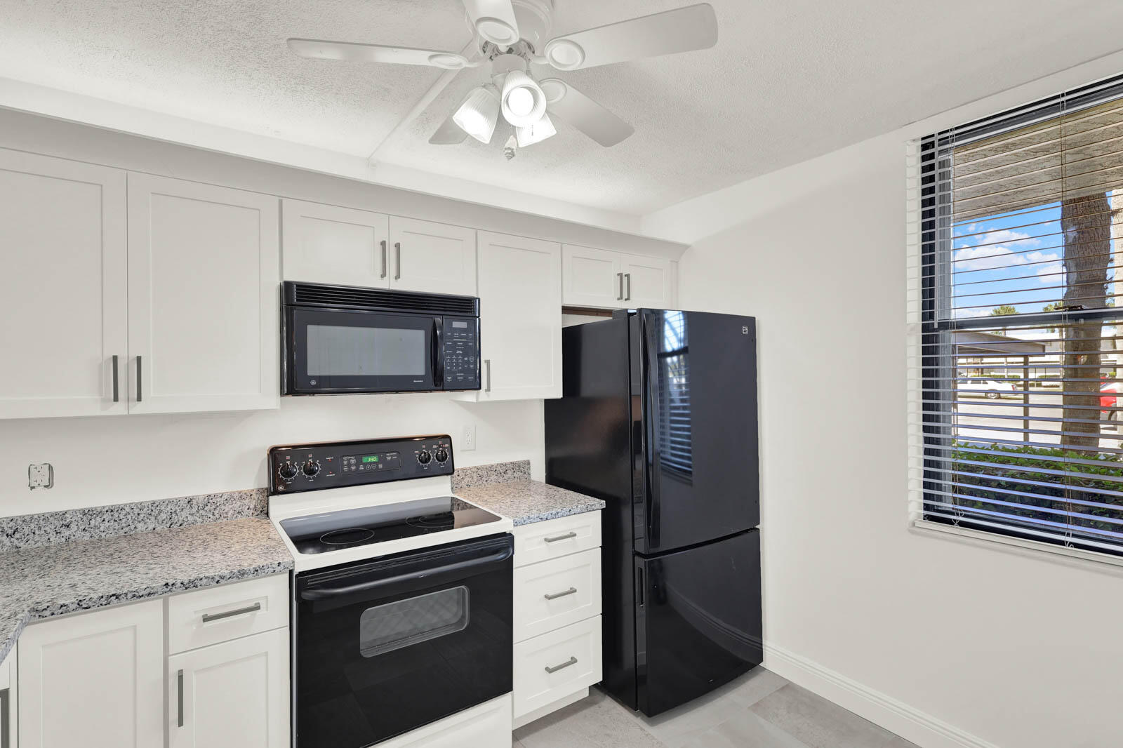 CIRCLE BAY YACHT CLUB CONDO - Residential