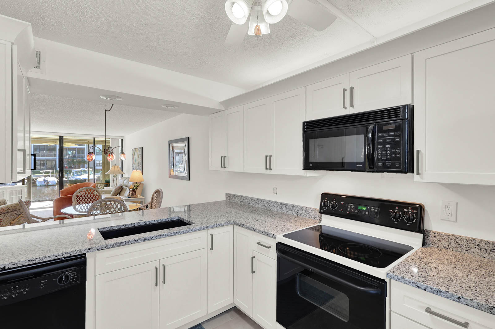 CIRCLE BAY YACHT CLUB CONDO - Residential