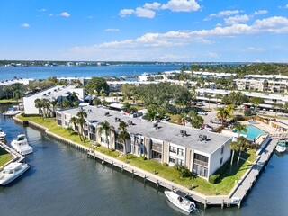 CIRCLE BAY YACHT CLUB CONDO - Residential