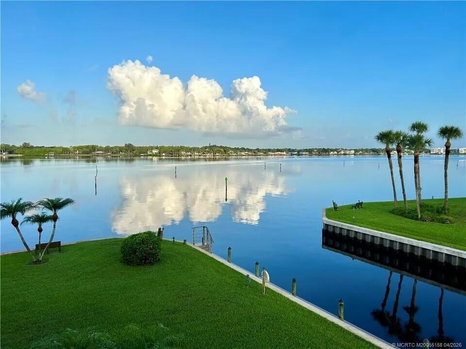 CIRCLE BAY YACHT CLUB CONDO - Residential